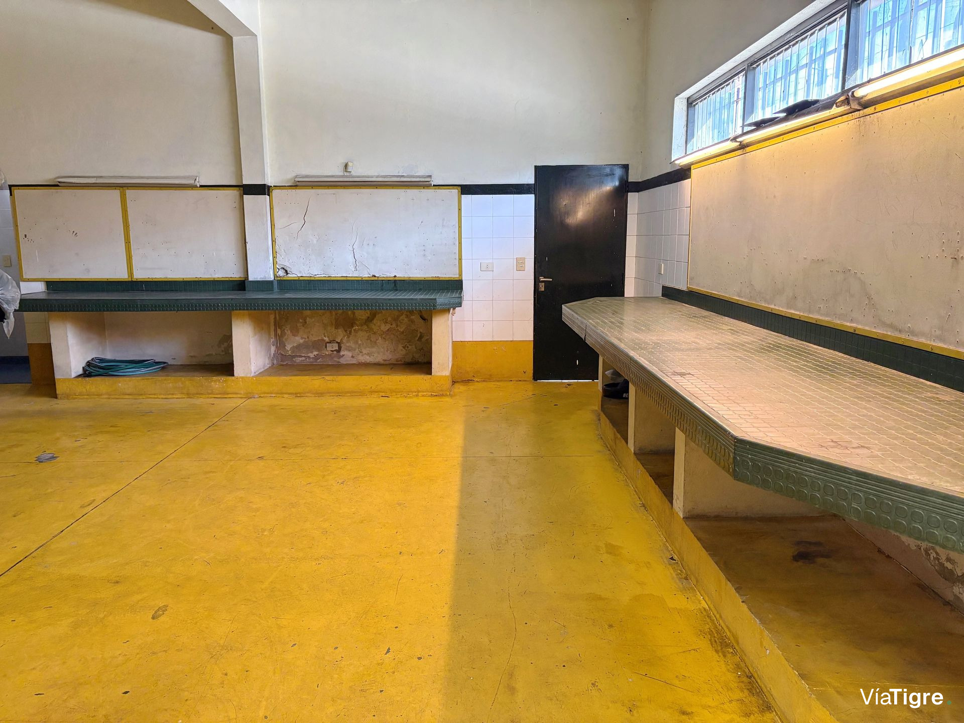 Venta Deposito Industrial Con Oficinas