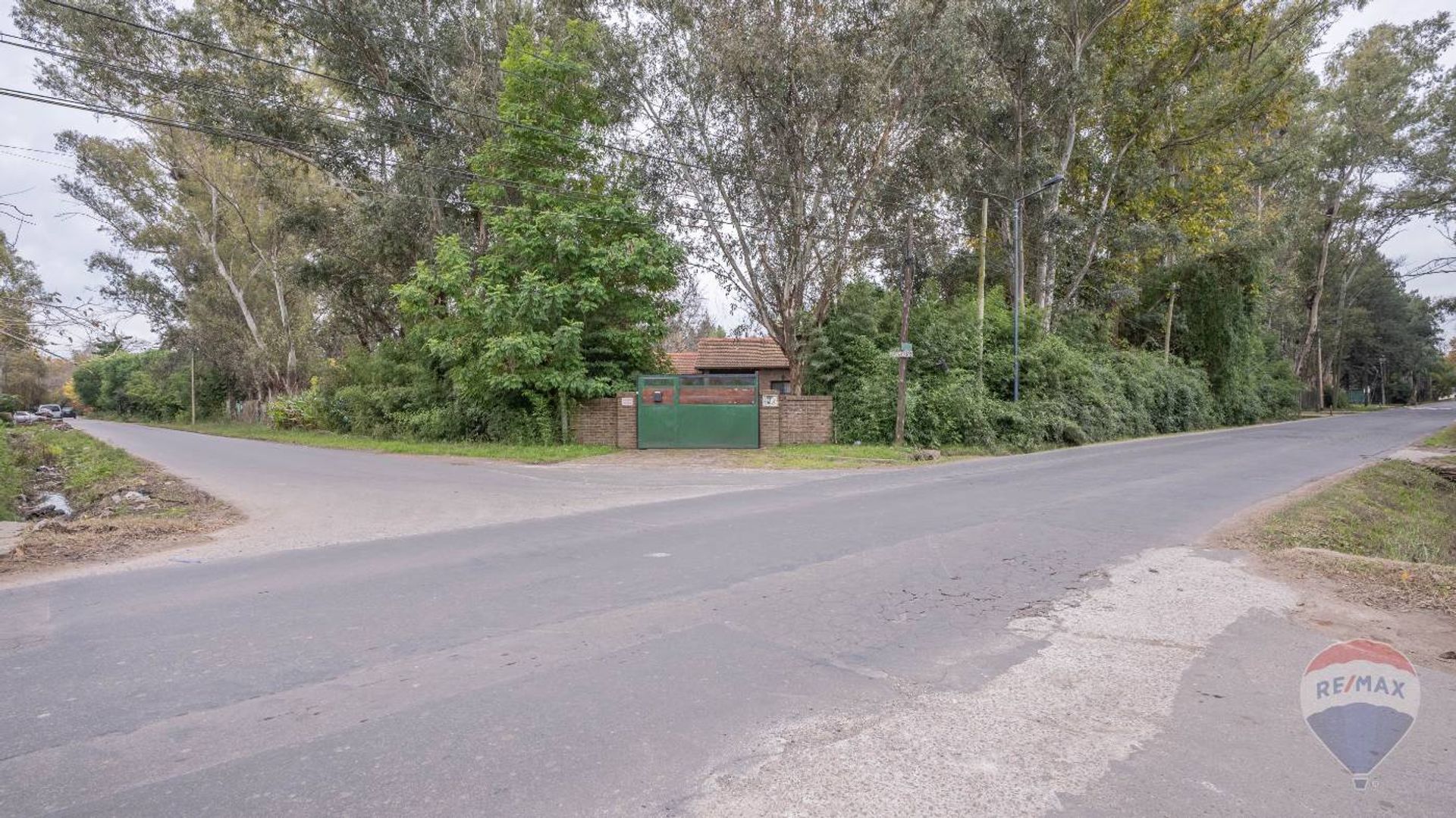 VENTA Quinta de 5000m² con 3 casas , Benavidez