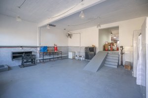 Venta Galpón Villa Martelli Refaccionado Depósito