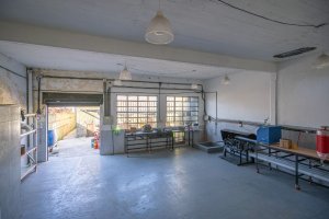 Venta Galpón Villa Martelli Refaccionado Depósito