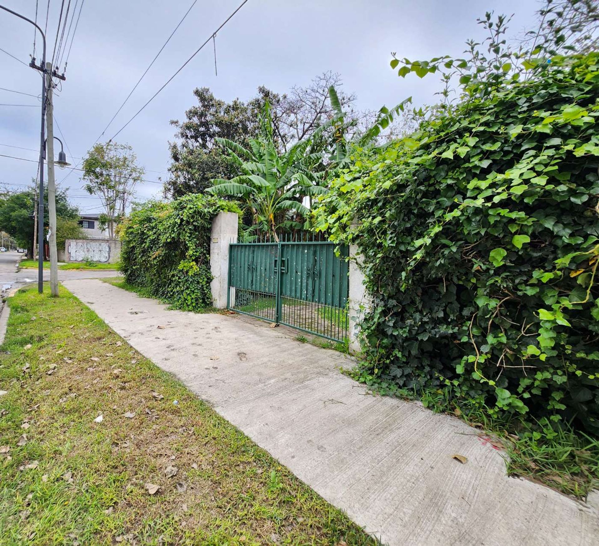 VENTA LOTE-TERRENO-345 m2-EXCEL.-UBICAC.-BENAVIDEZ