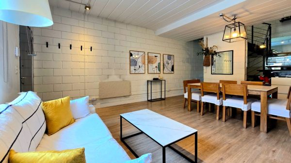 Triplex Venta 4 Amb Olivos Con Jardin Y Cochera