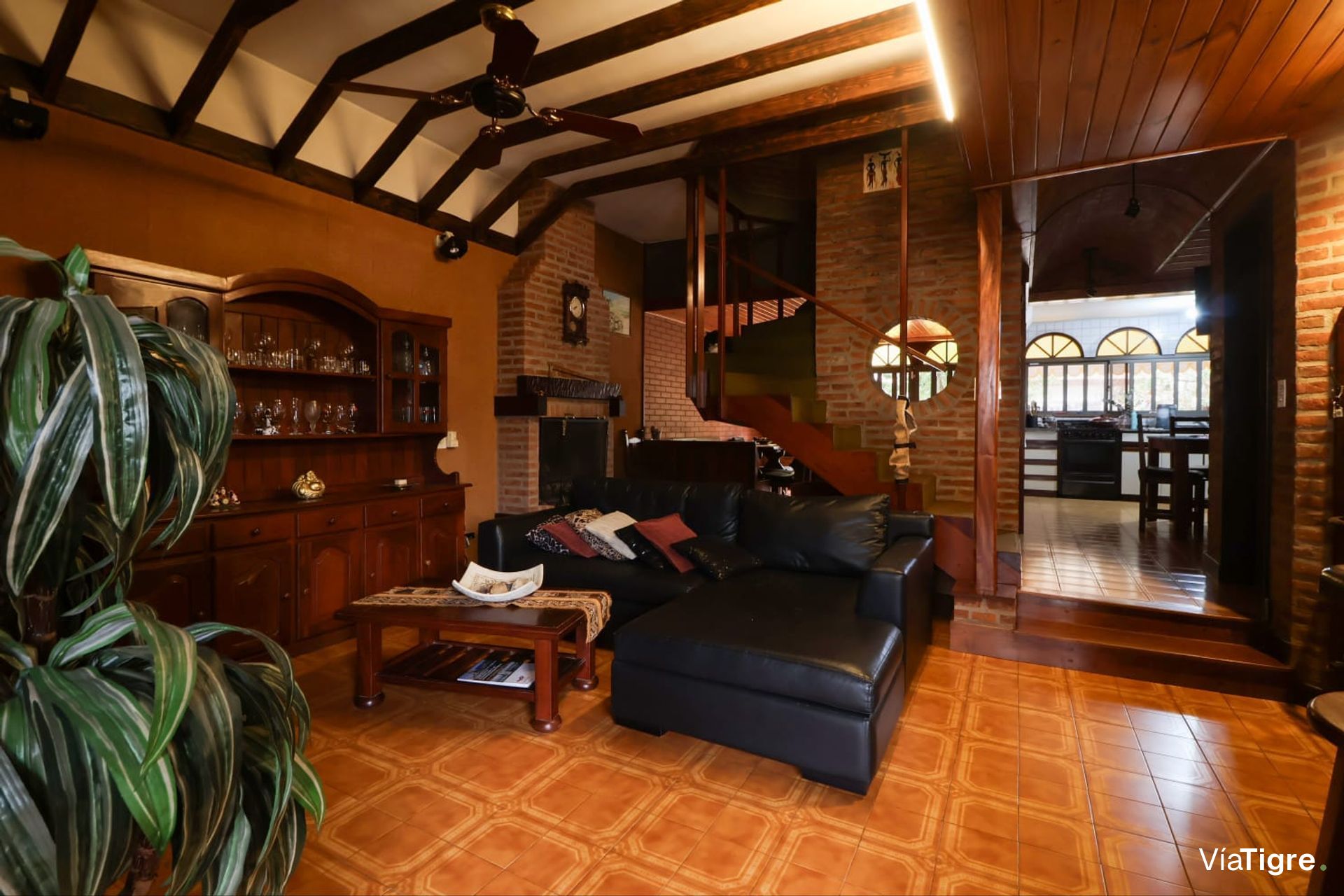 Venta casa 4 amb +jardin +quincho c/parrilla