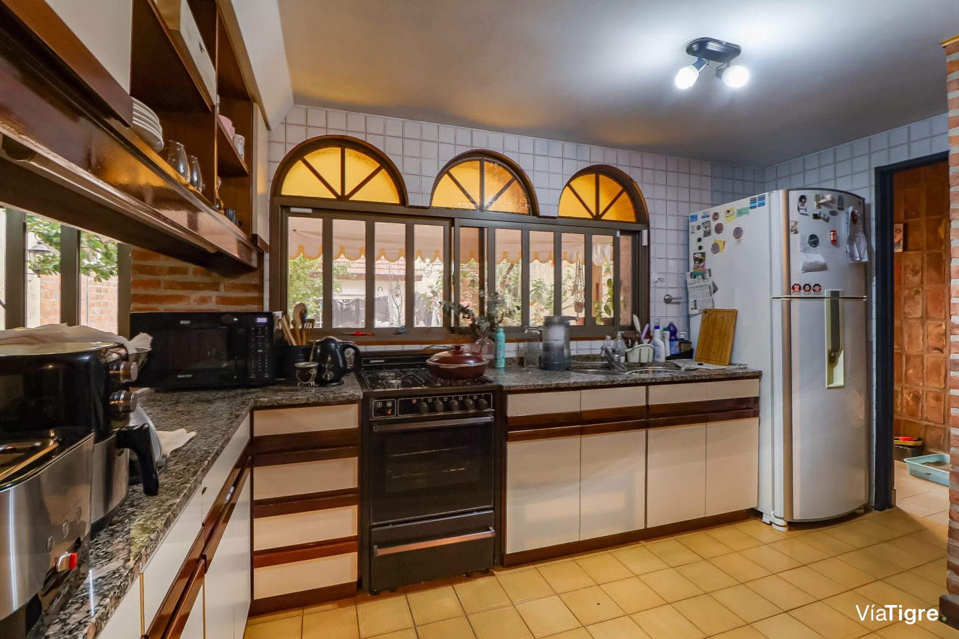 Venta casa 4 amb +jardin +quincho c/parrilla