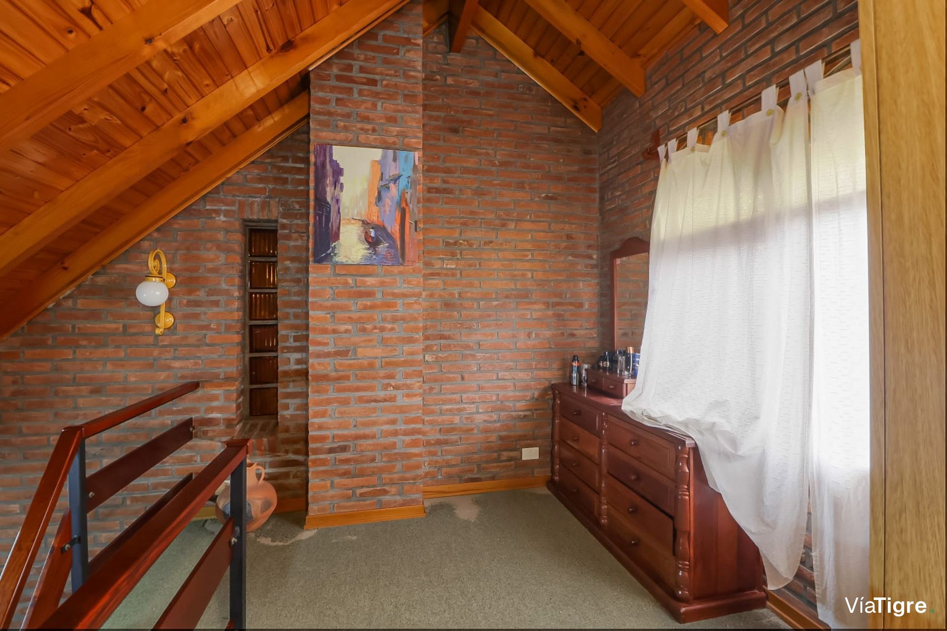 Venta casa 4 amb +jardin +quincho c/parrilla