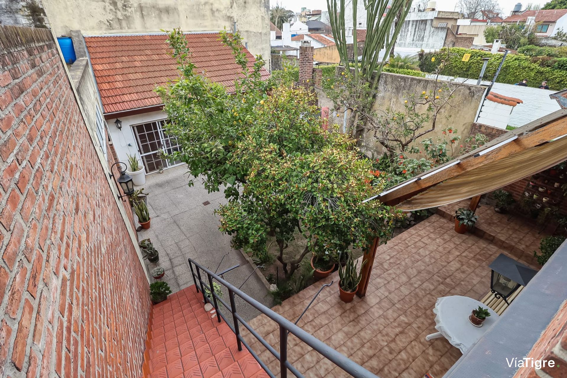 Venta casa 4 amb +jardin +quincho c/parrilla