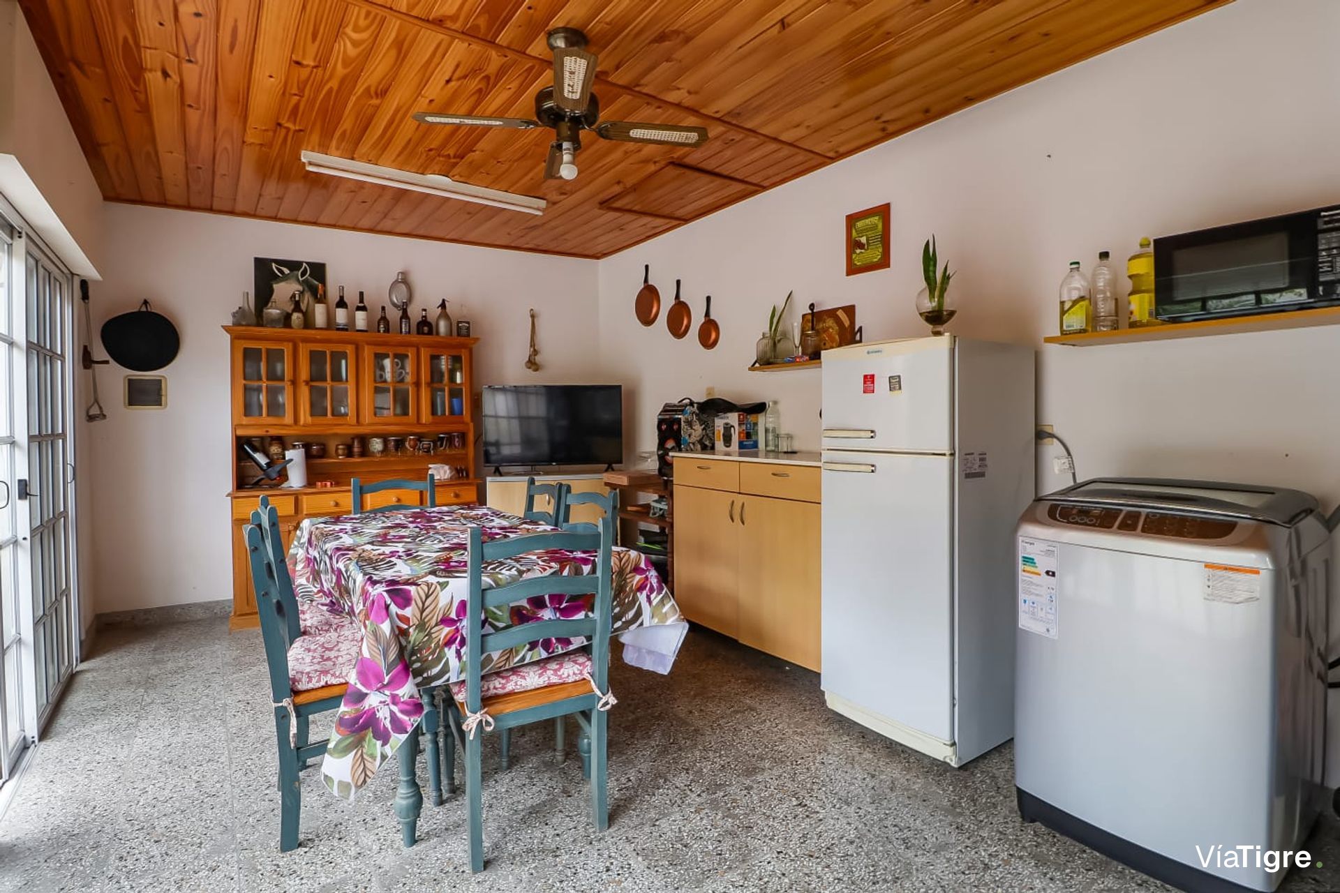 Venta casa 4 amb +jardin +quincho c/parrilla