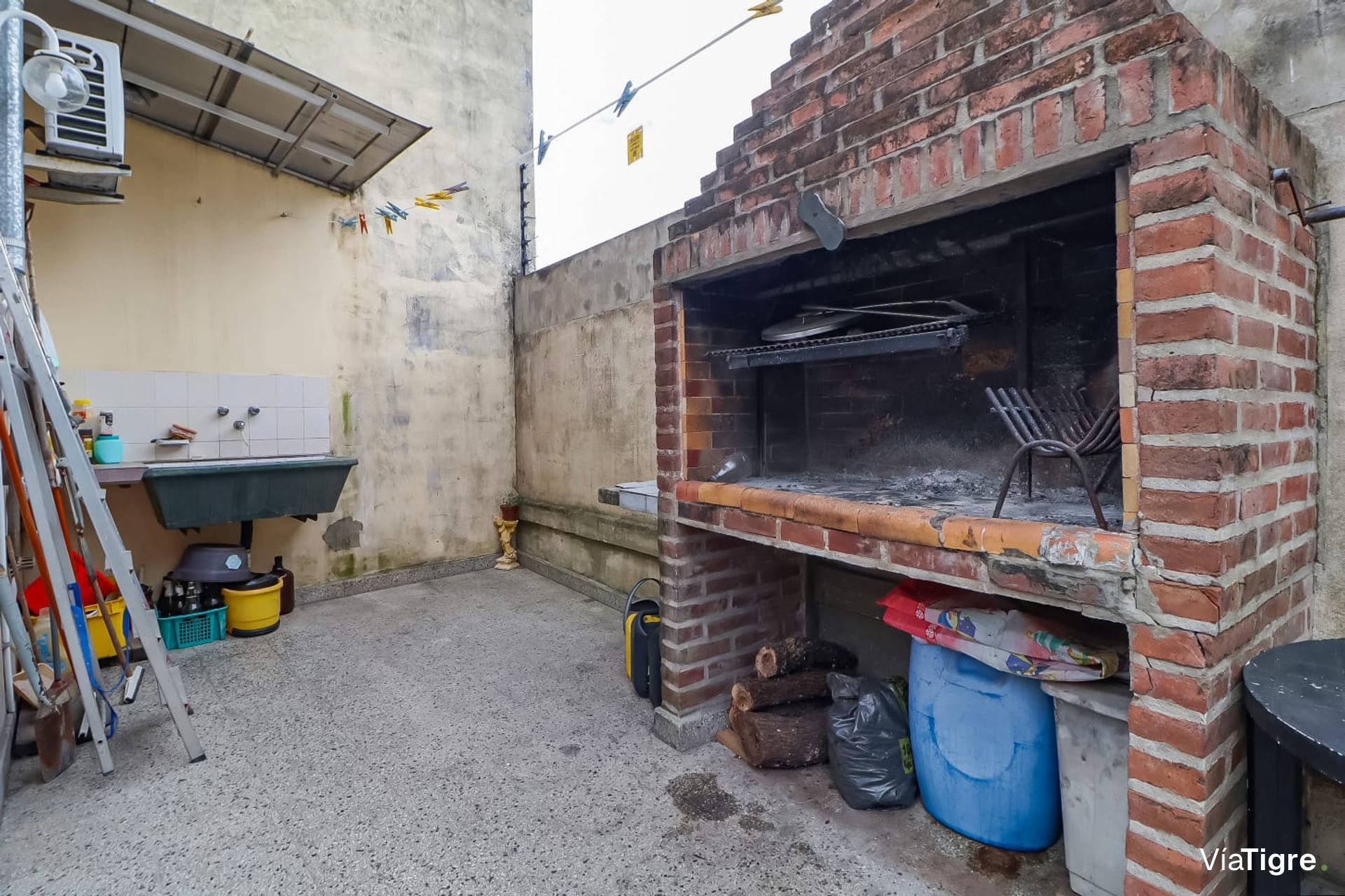 Venta casa 4 amb +jardin +quincho c/parrilla
