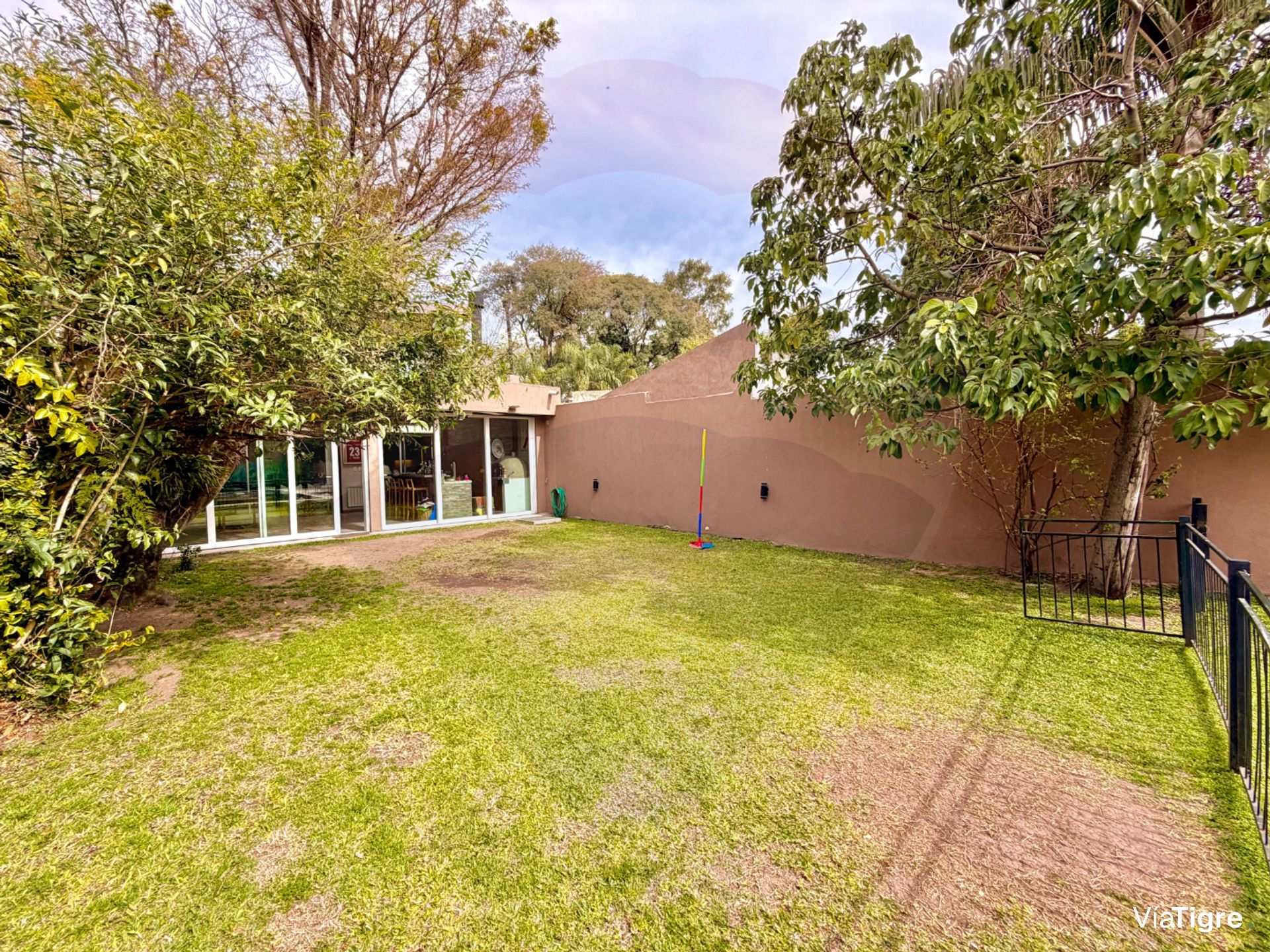 SAN ISIDRO CASA ALQUILER AMOBLADA Con Pileta