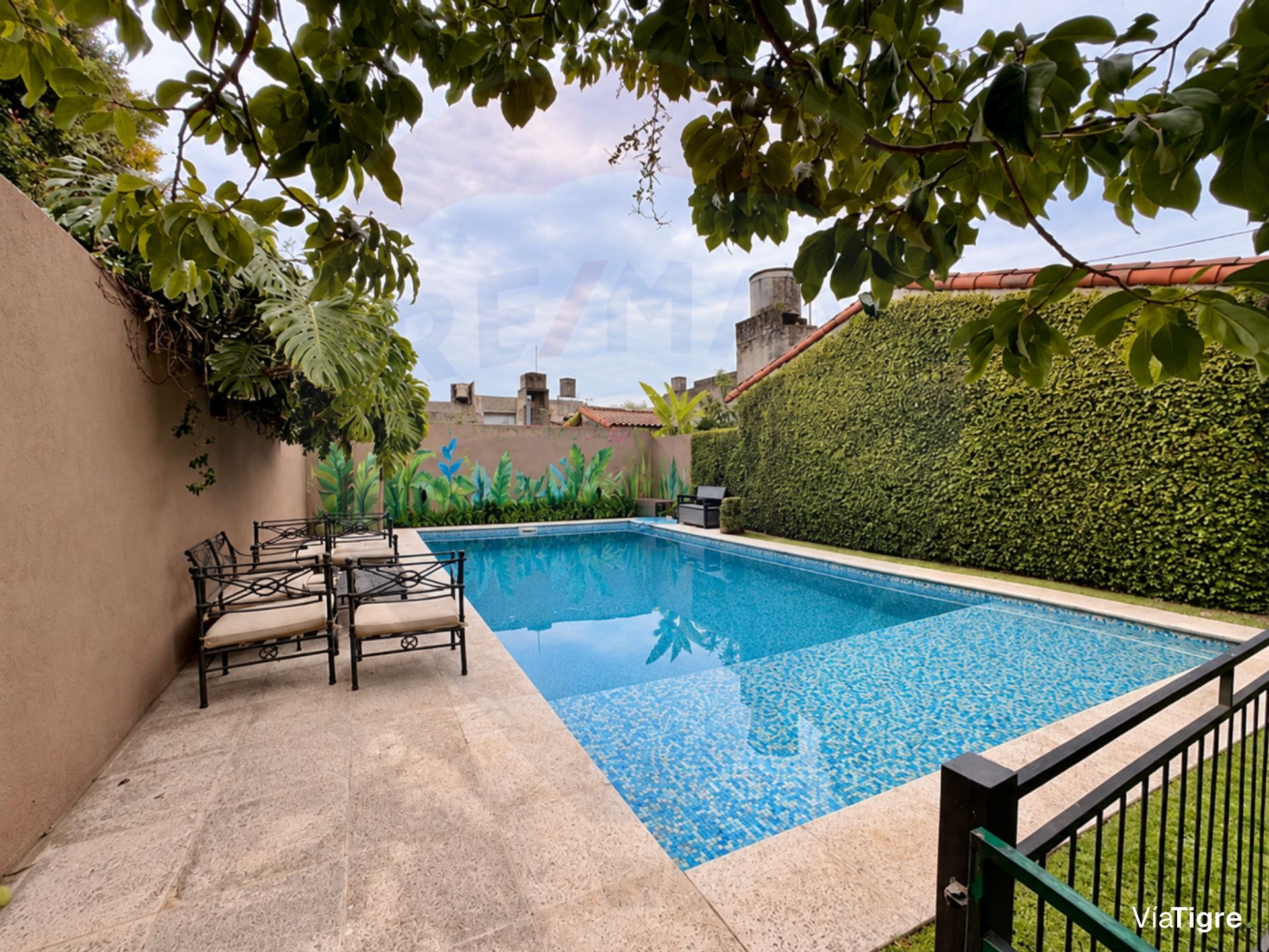 SAN ISIDRO CASA ALQUILER AMOBLADA Con Pileta
