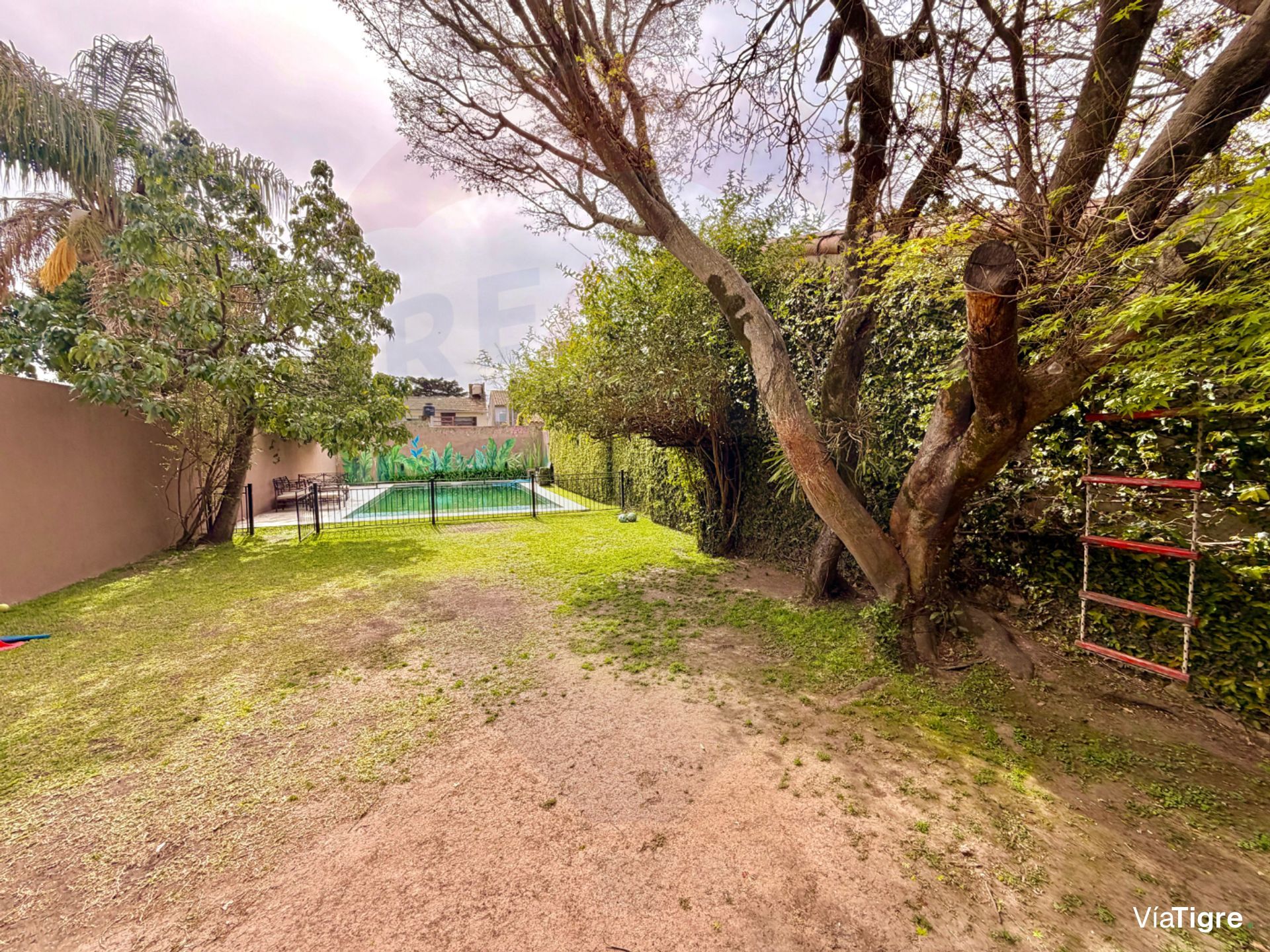 SAN ISIDRO CASA ALQUILER AMOBLADA Con Pileta