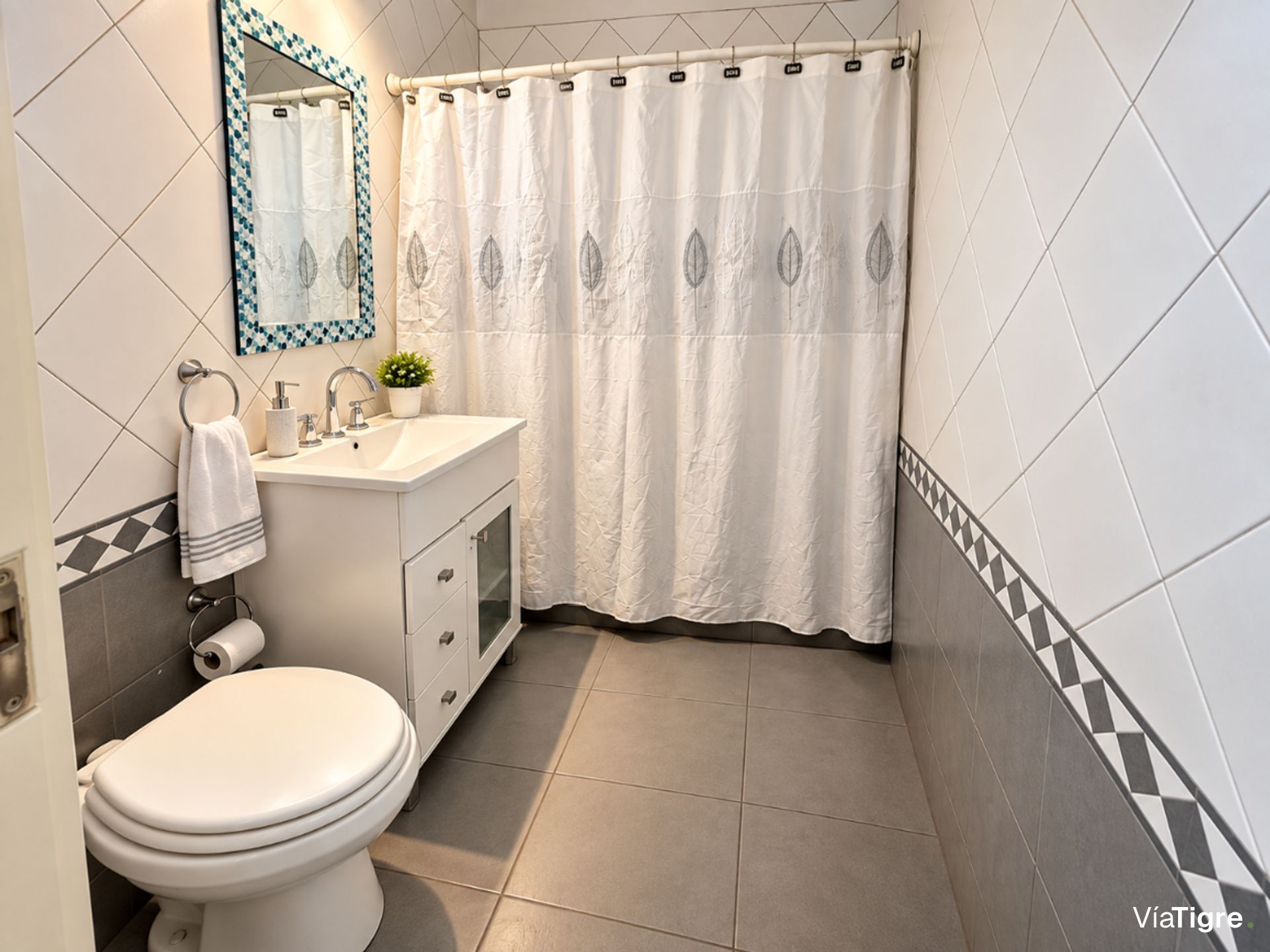 Casa Tipo Ph En Planta Alta Zona Carapachay