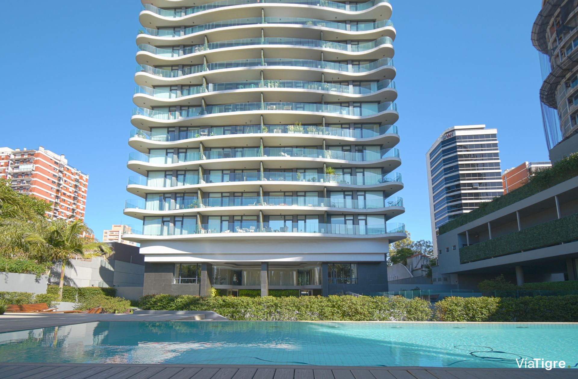 Venta 2 ambientes con VISTA DIRECTA AL RÍO