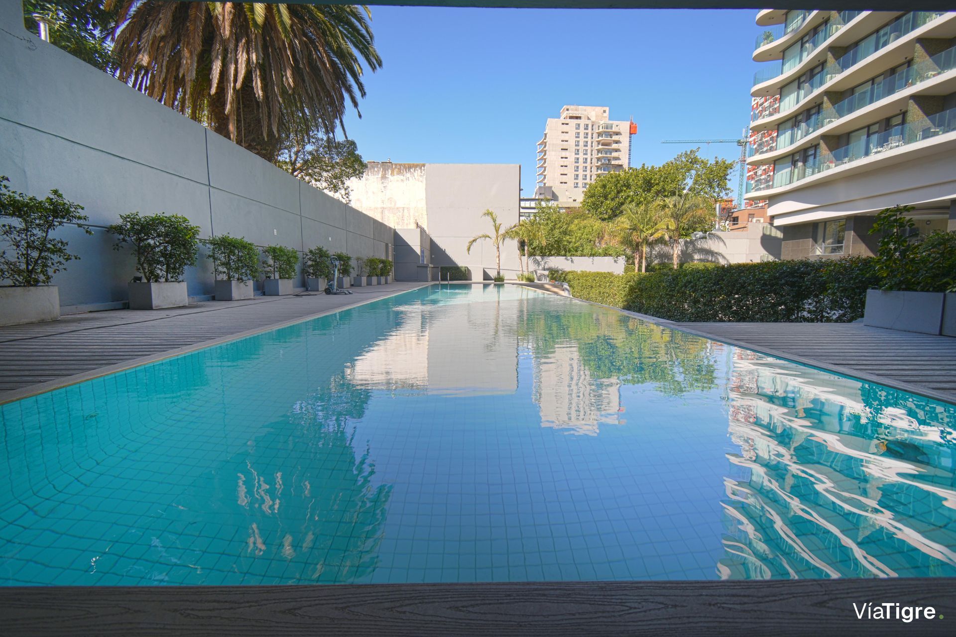 Venta 2 ambientes con VISTA DIRECTA AL RÍO
