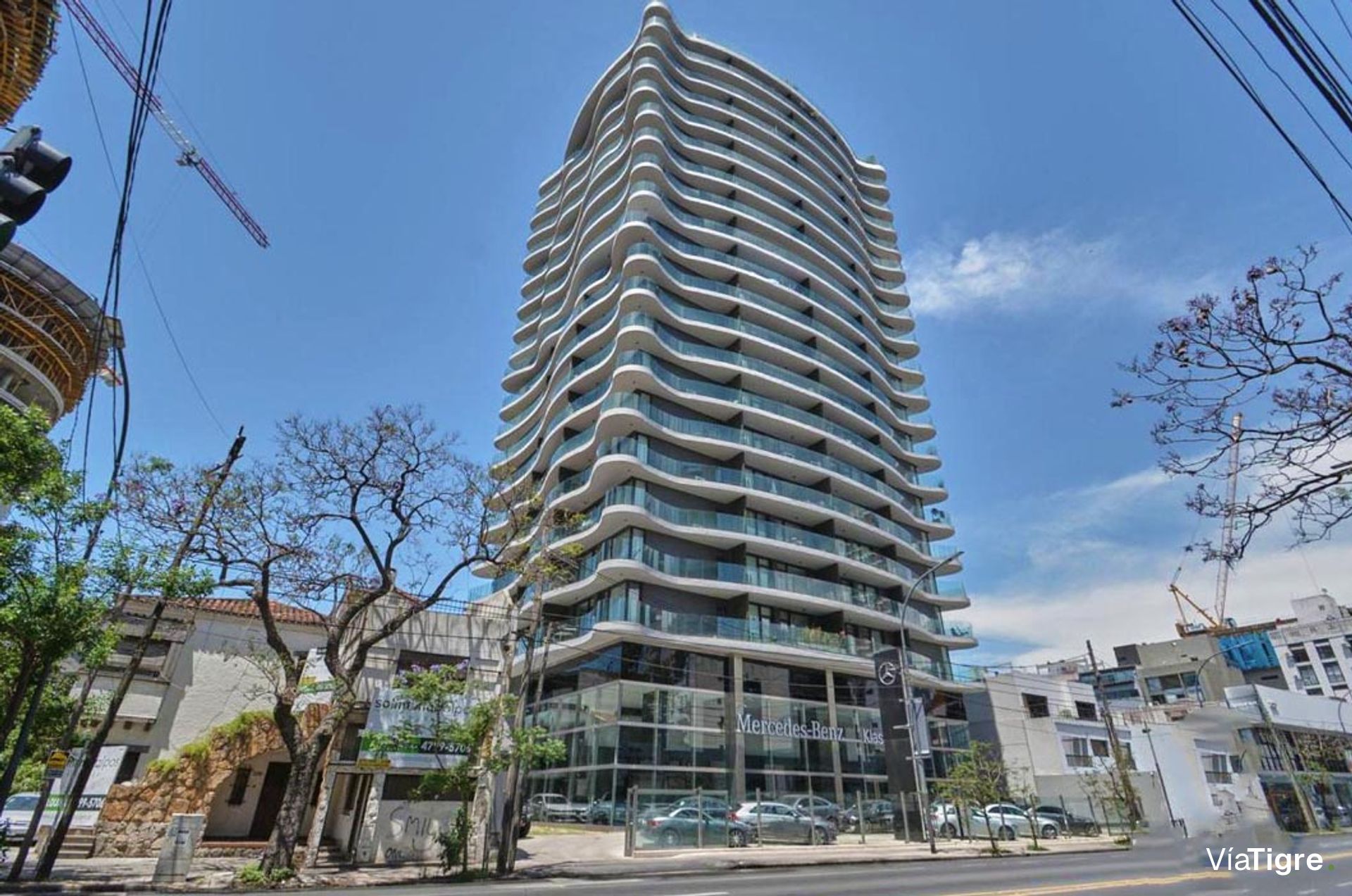 Venta 2 ambientes con VISTA DIRECTA AL RÍO