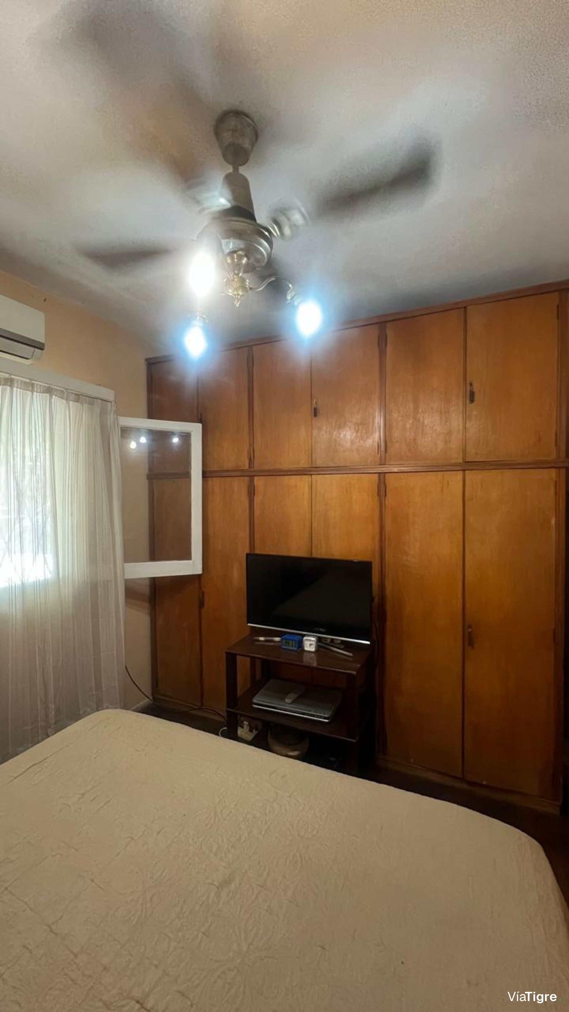Casa Con Amplio Jardín, Terraza Florida Oeste
