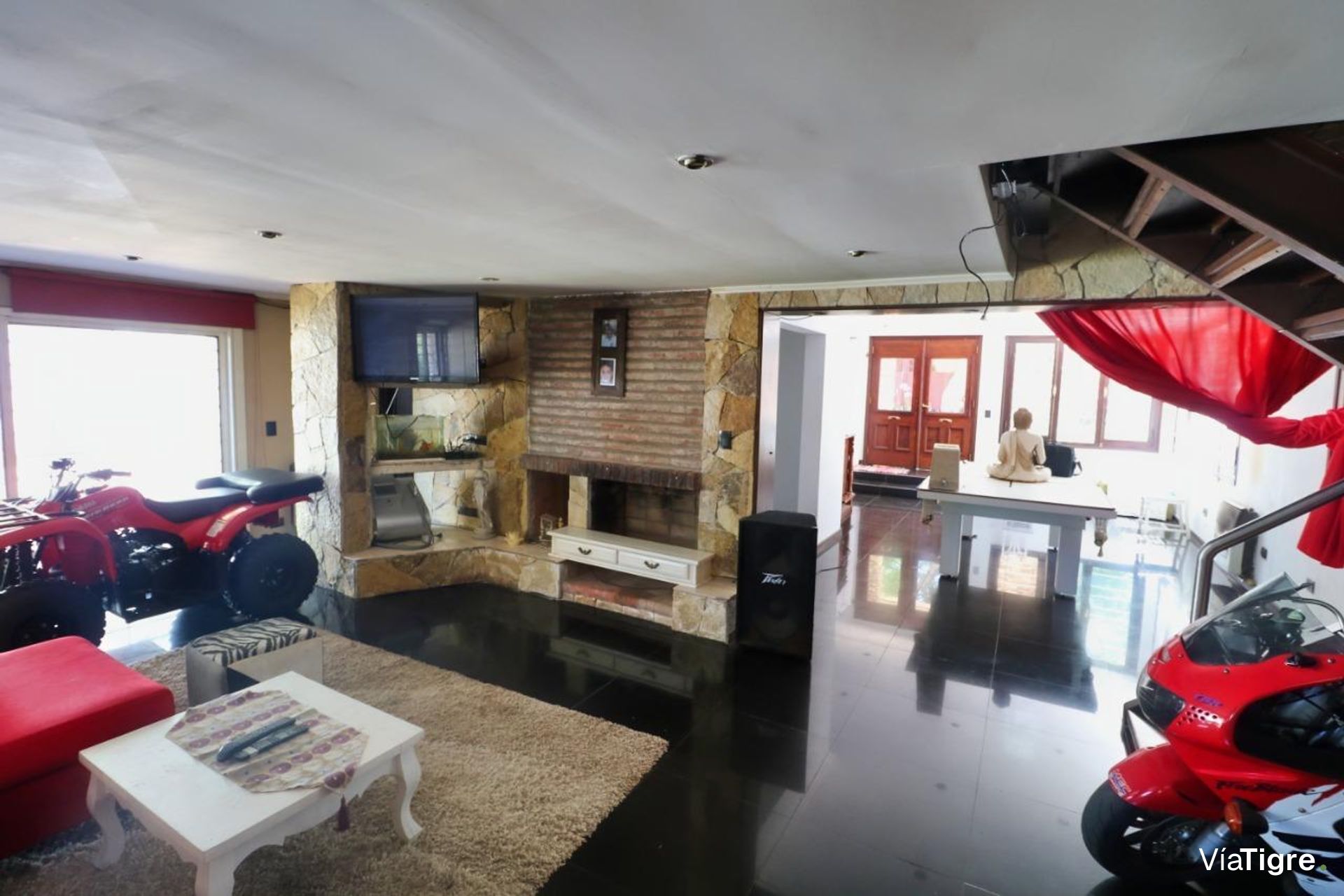 Casa de 6 ambientes + departamento 2 ambientes