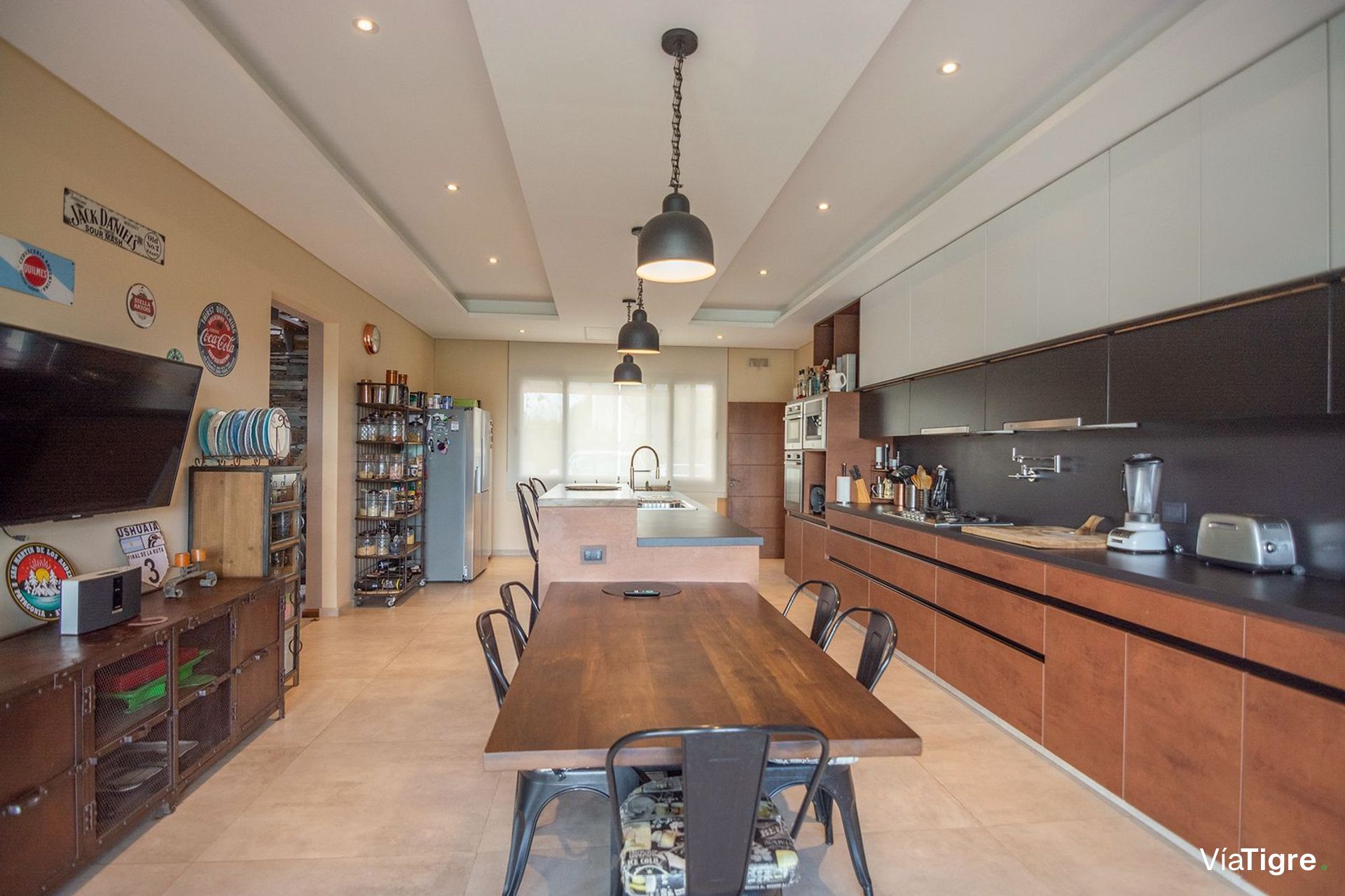 Imponente casa en venta en Santa Catalina V. Nueva