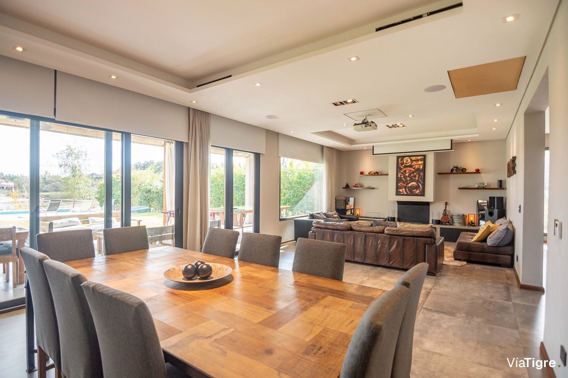 Imponente casa en venta en Santa Catalina V. Nueva