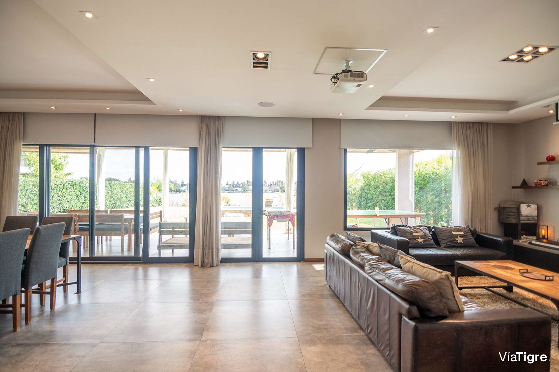 Imponente casa en venta en Santa Catalina V. Nueva