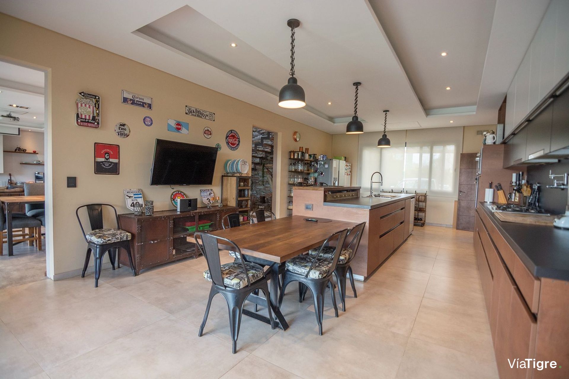 Imponente casa en venta en Santa Catalina V. Nueva