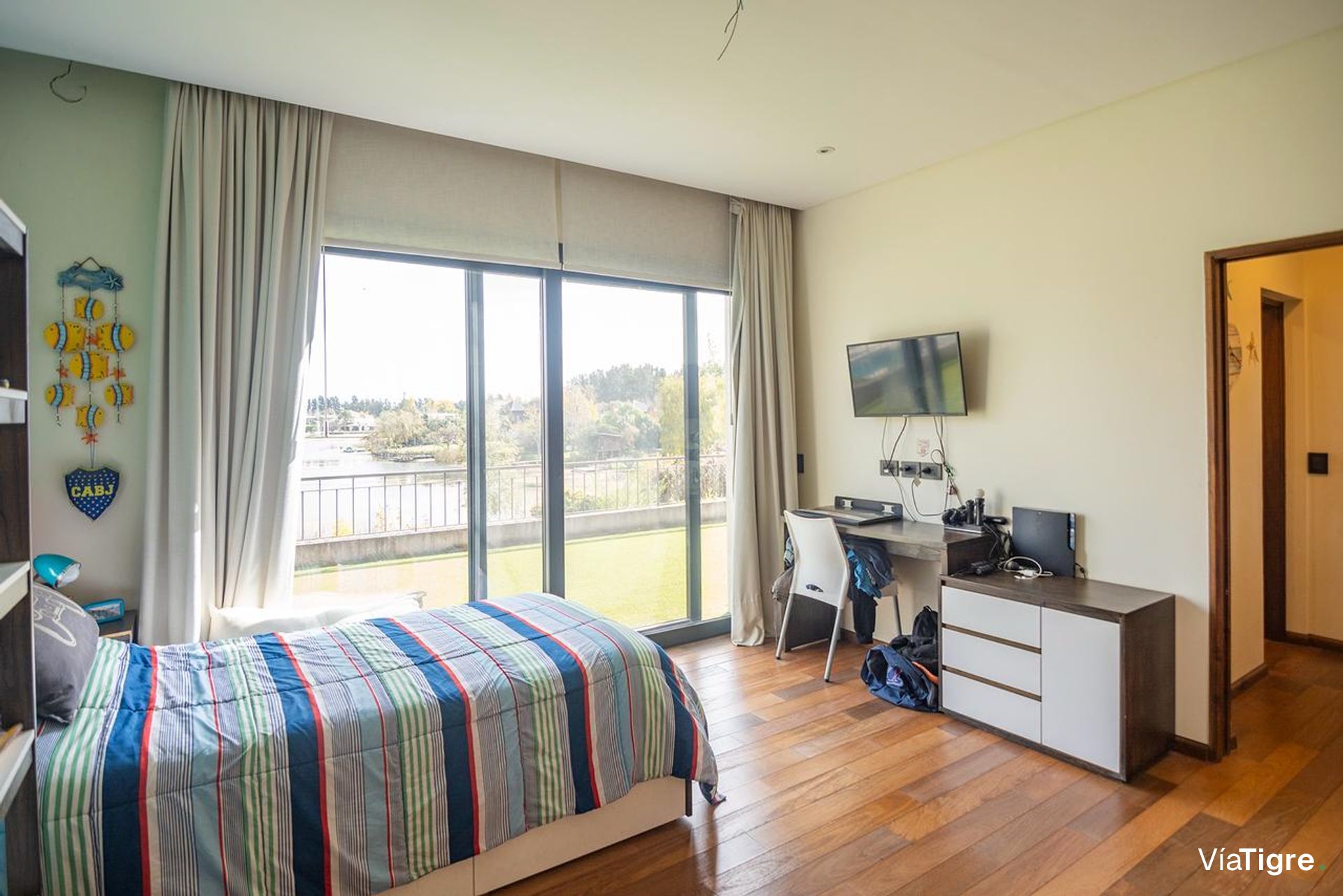 Imponente casa en venta en Santa Catalina V. Nueva