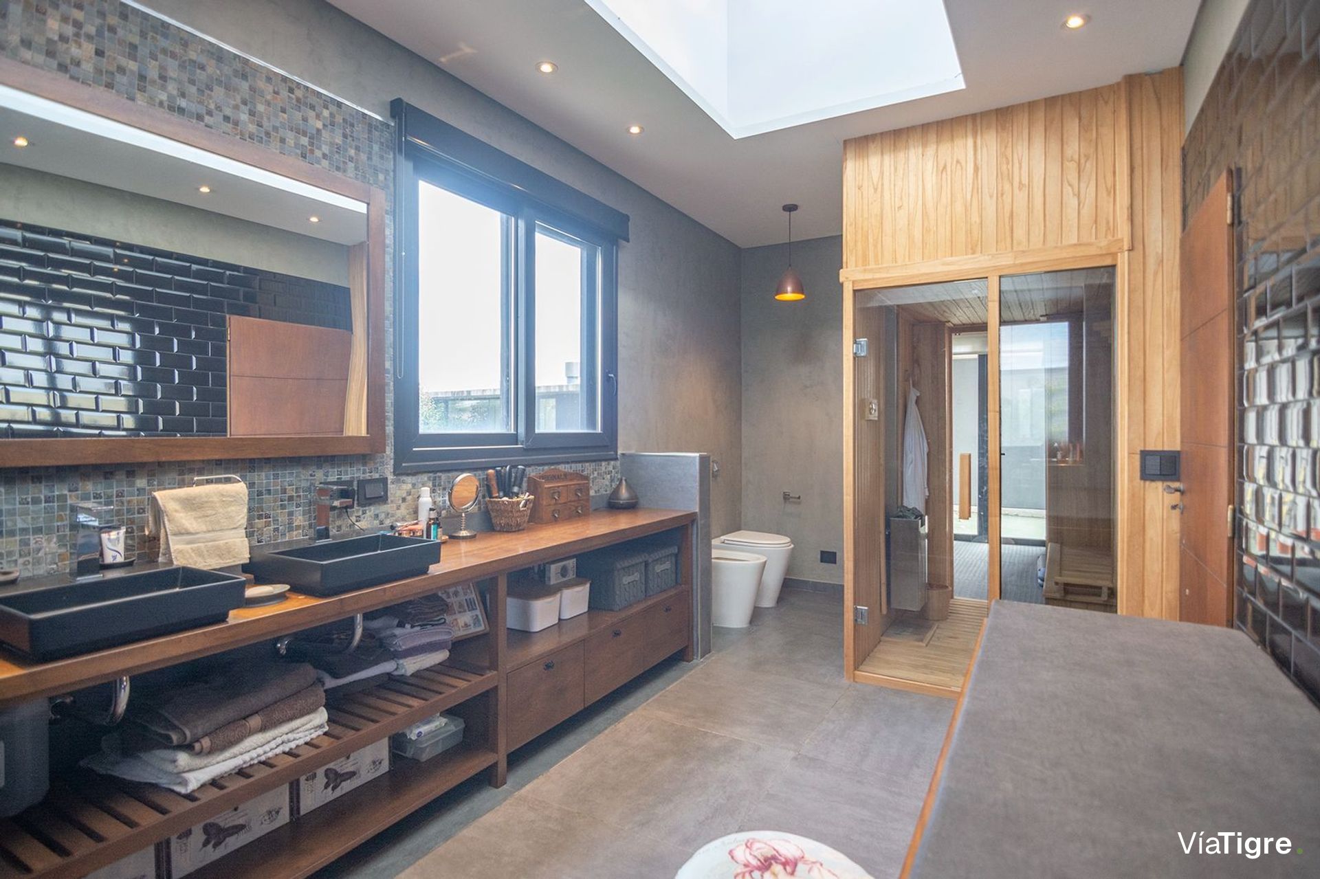 Imponente casa en venta en Santa Catalina V. Nueva
