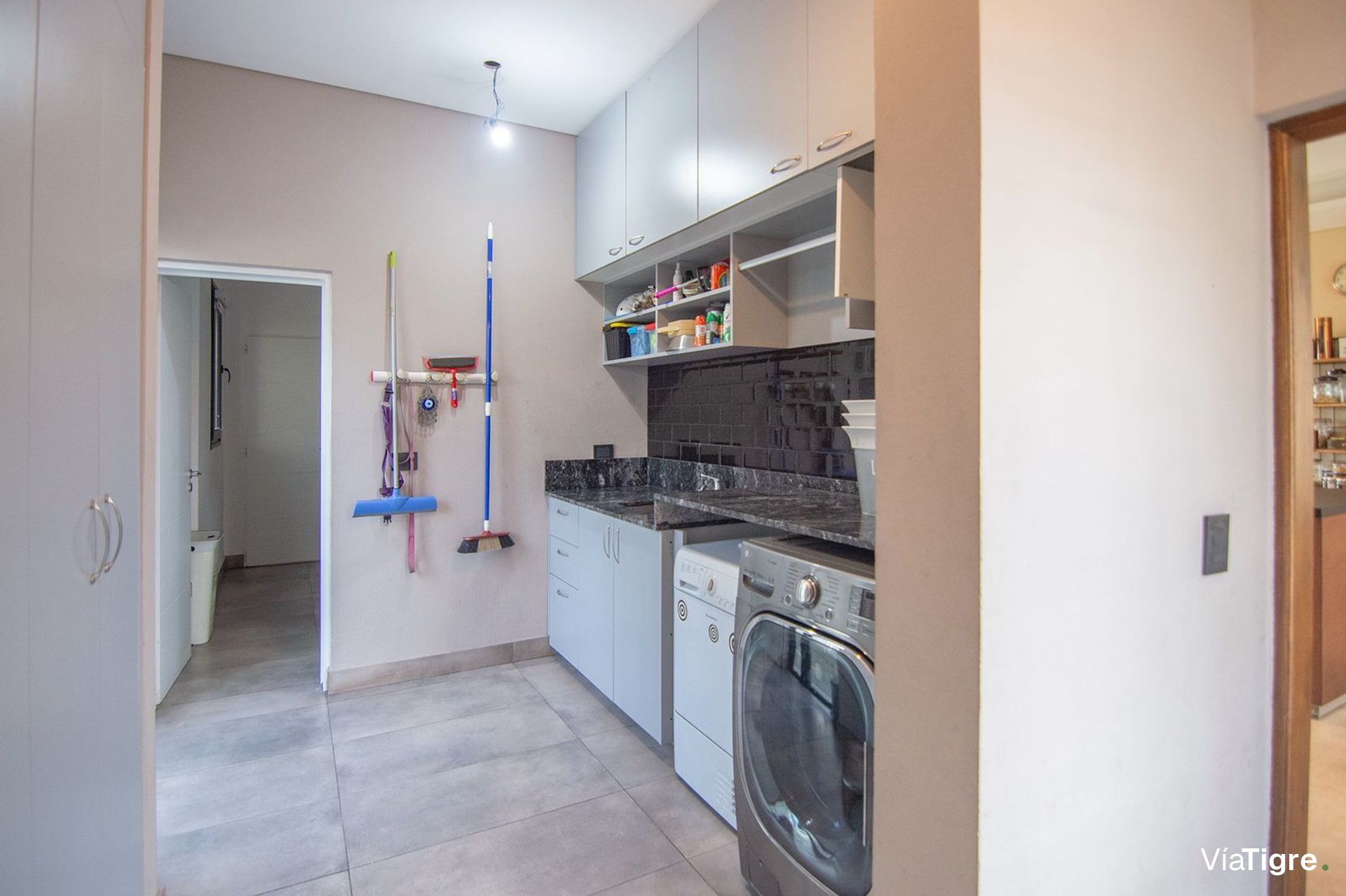Imponente casa en venta en Santa Catalina V. Nueva