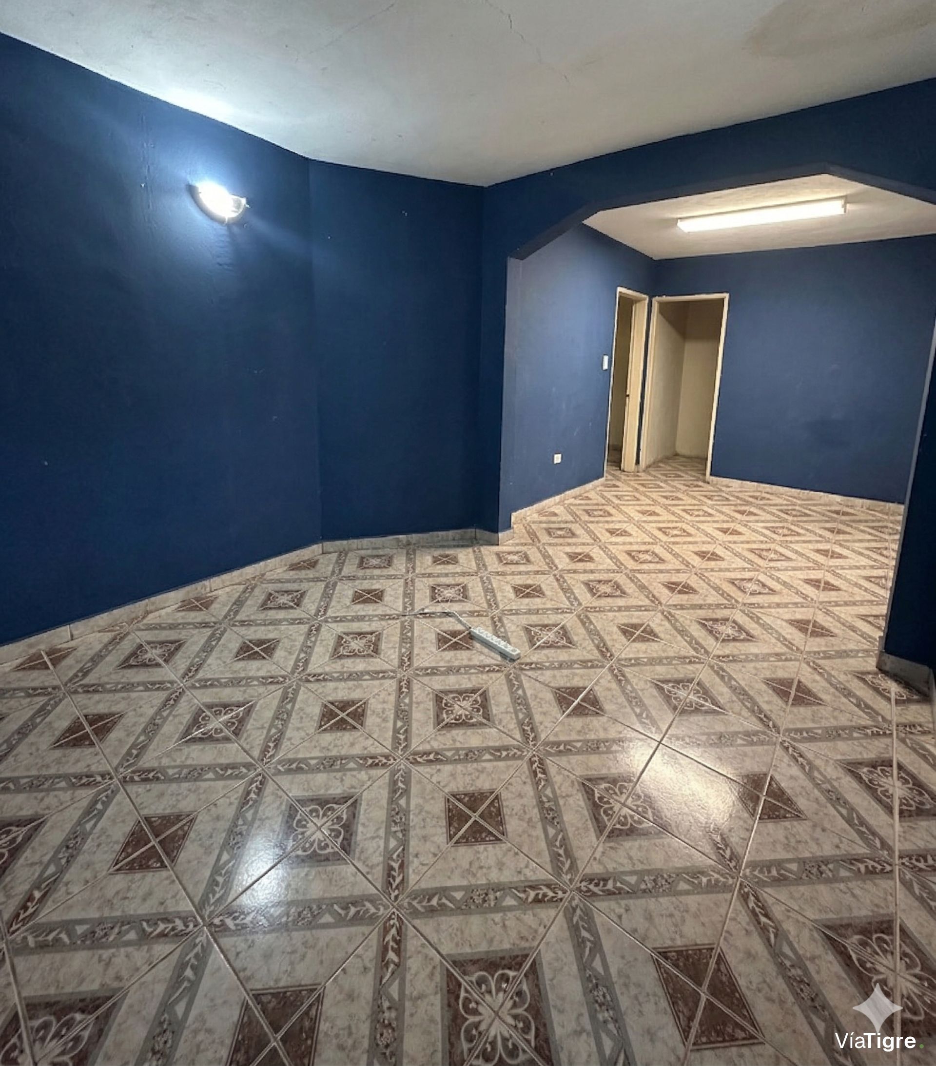 Casa con dpto independiente en el Talar en VENTA