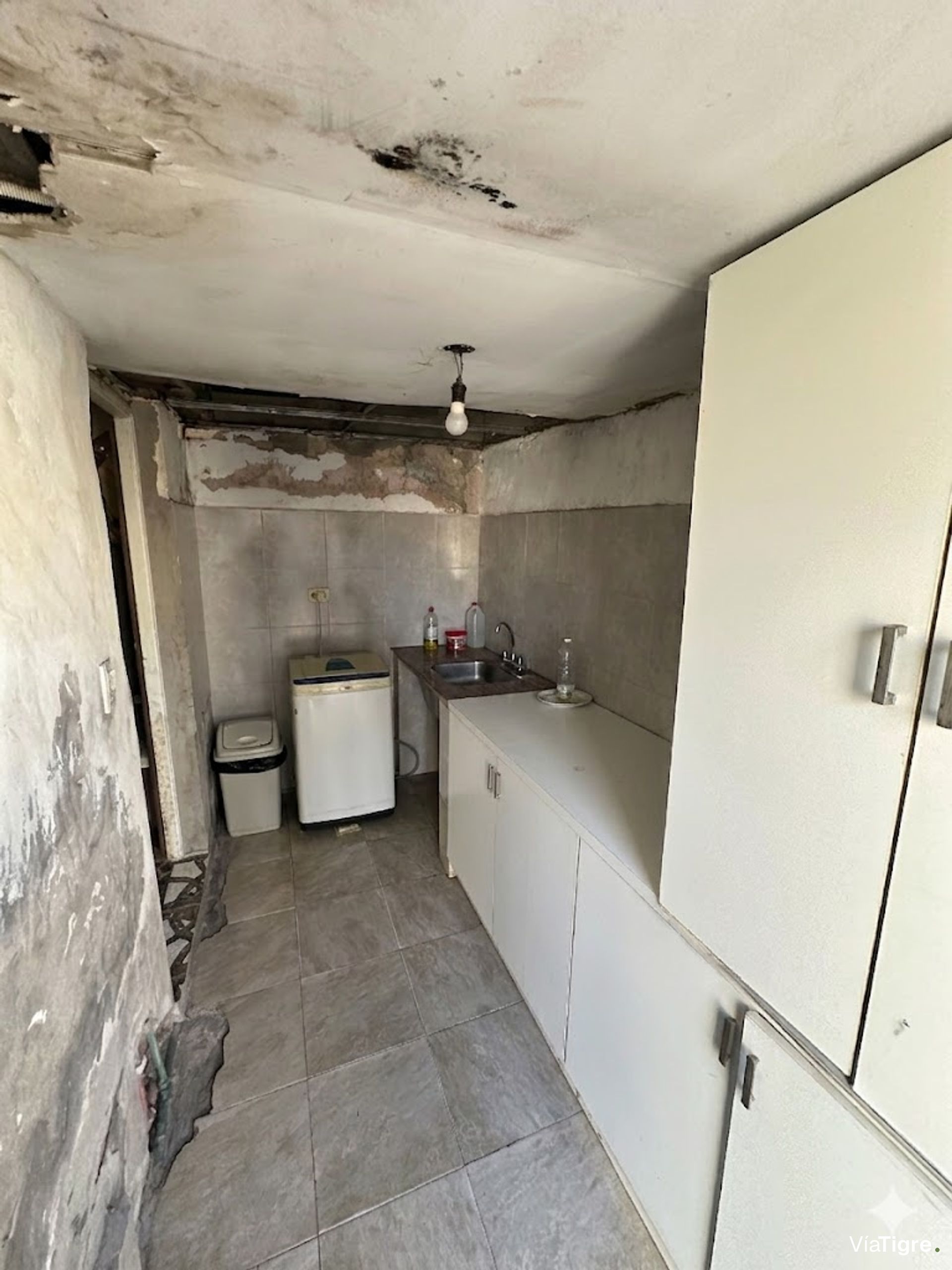Casa con dpto independiente en el Talar en VENTA