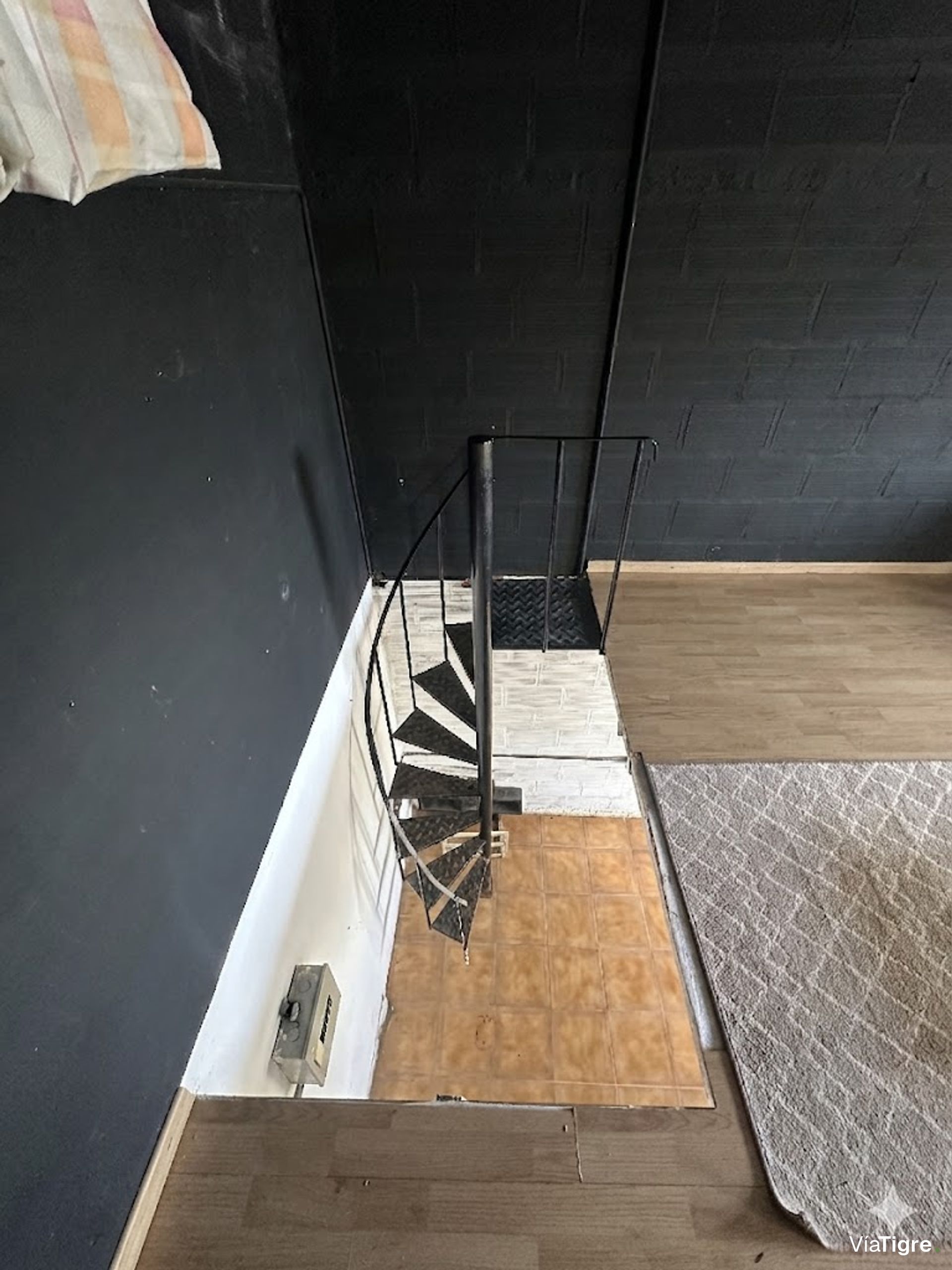Casa con dpto independiente en el Talar en VENTA