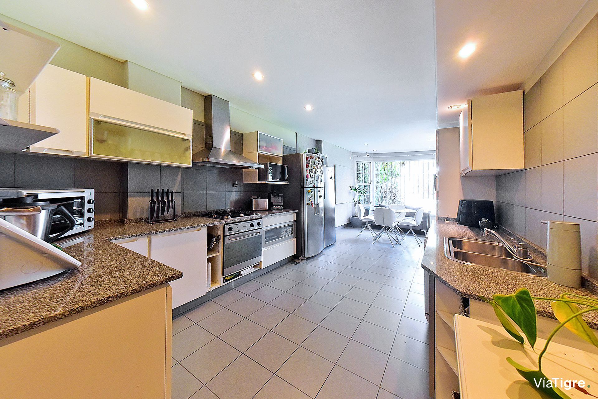 Venta Casa 6 Ambientes Martinez Pileta Y Quincho