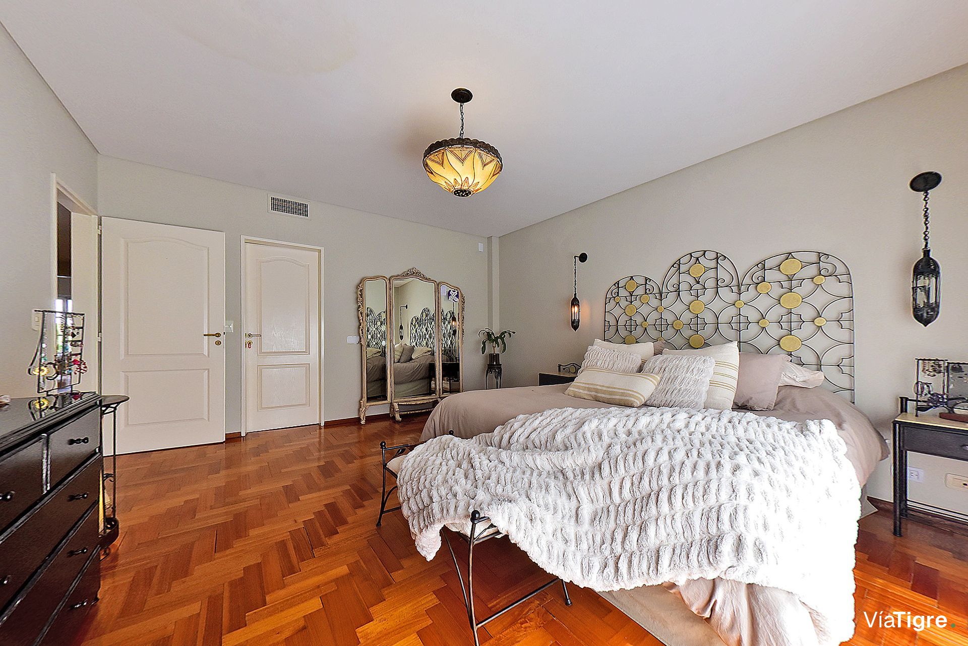 Venta Casa 6 Ambientes Martinez Pileta Y Quincho