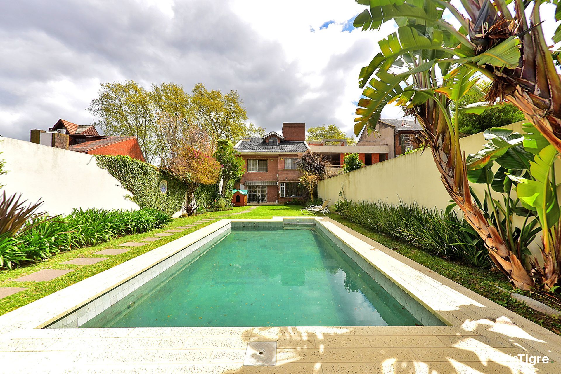 Venta Casa 6 Ambientes Martinez Pileta Y Quincho