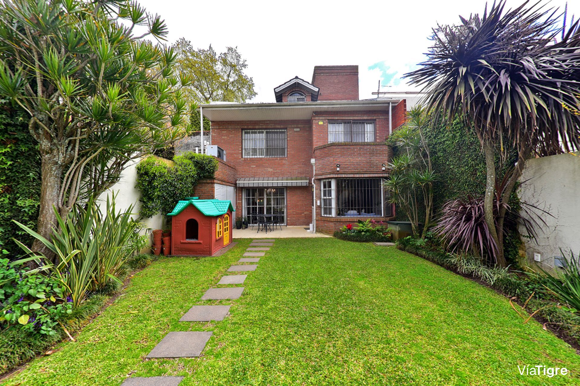 Venta Casa 6 Ambientes Martinez Pileta Y Quincho