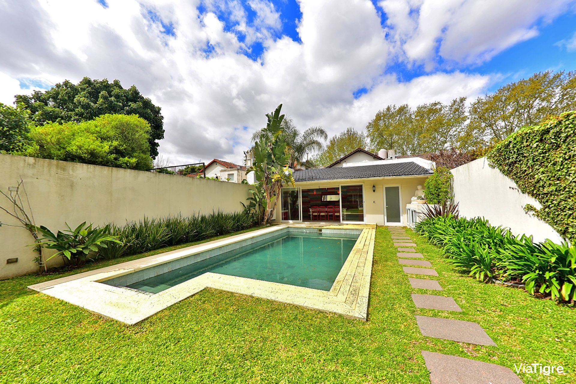 Venta Casa 6 Ambientes Martinez Pileta Y Quincho