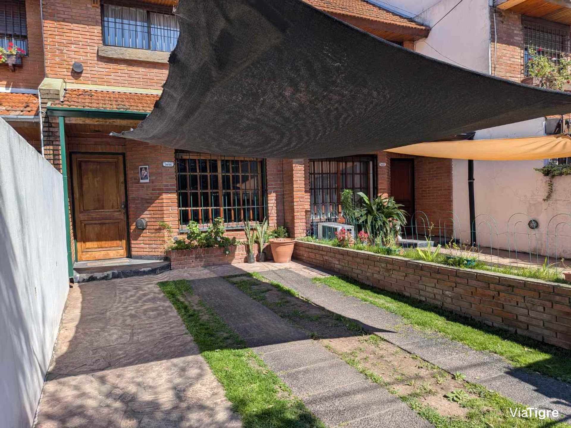 Casa 4 ambientes en venta Olivos cochera jardin