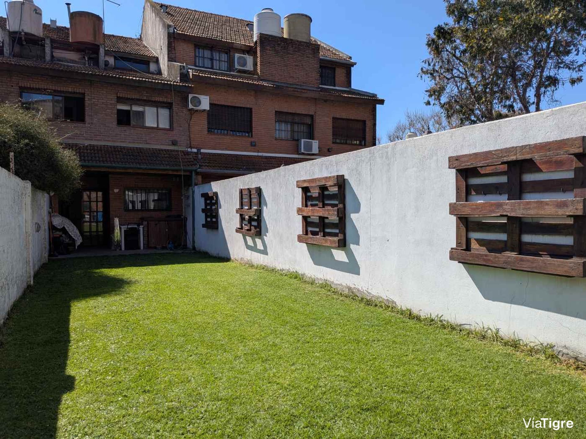 Casa 4 ambientes en venta Olivos cochera jardin