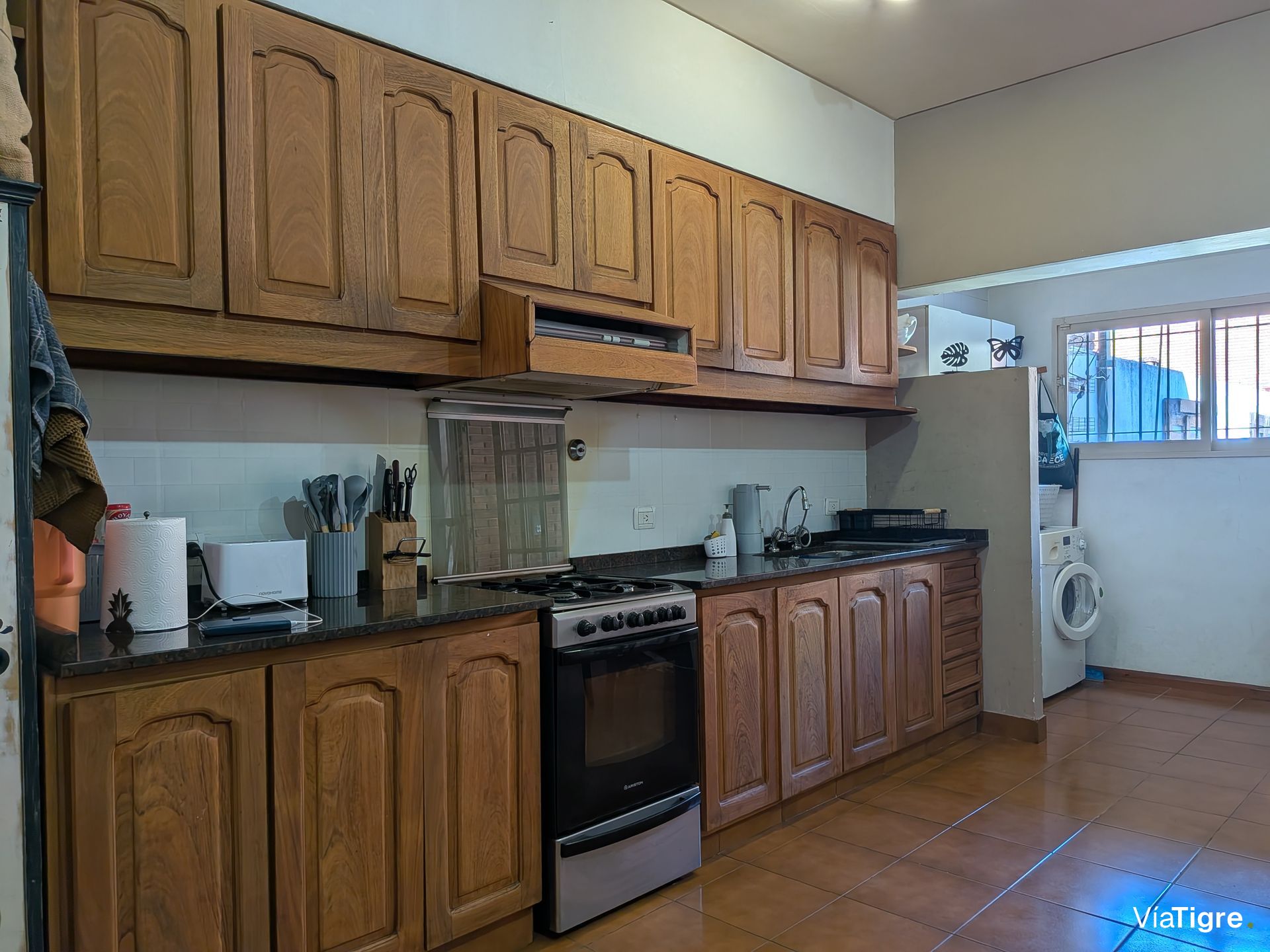 Casa 4 ambientes en venta Olivos cochera jardin