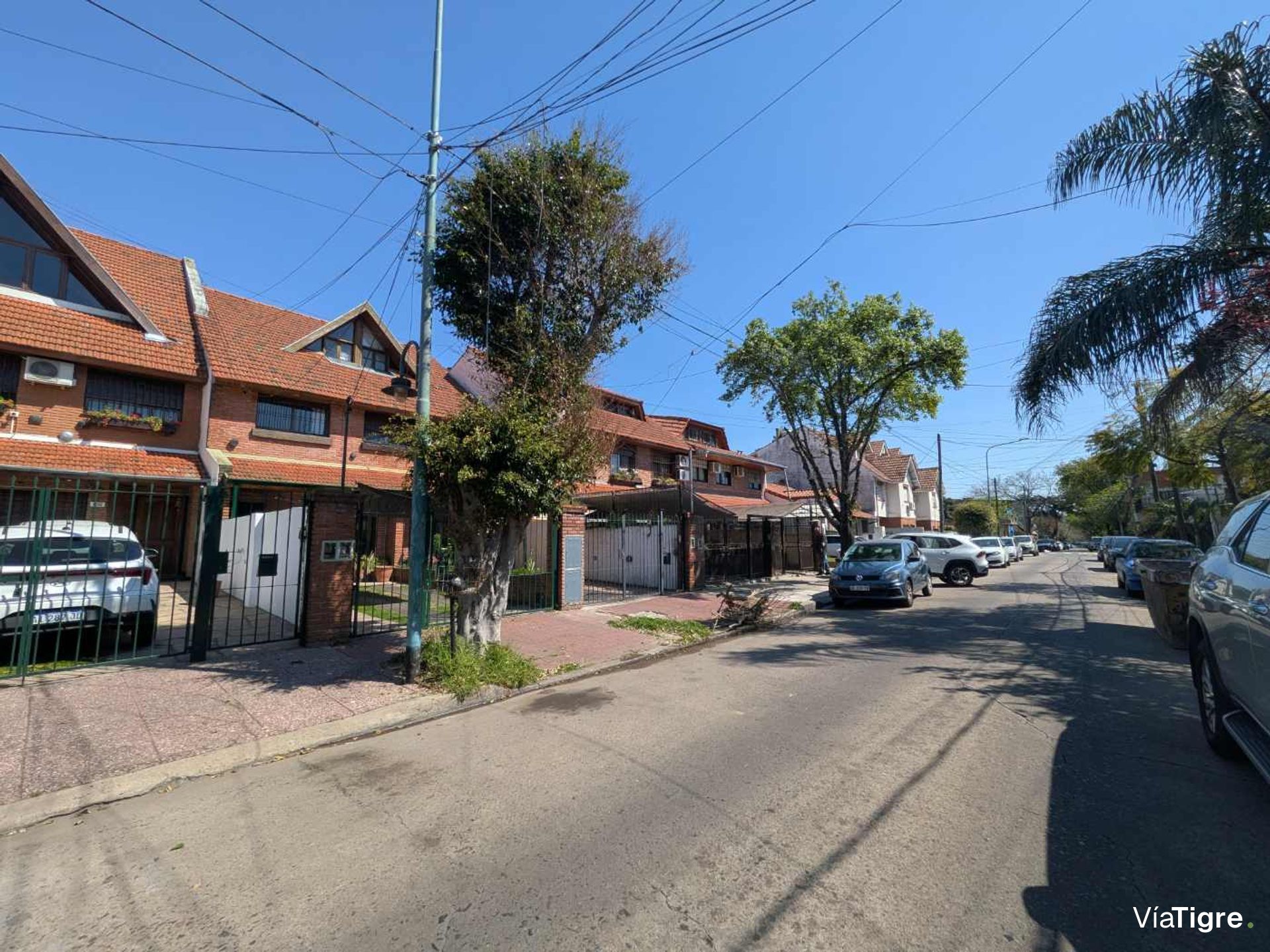 Casa 4 ambientes en venta Olivos cochera jardin