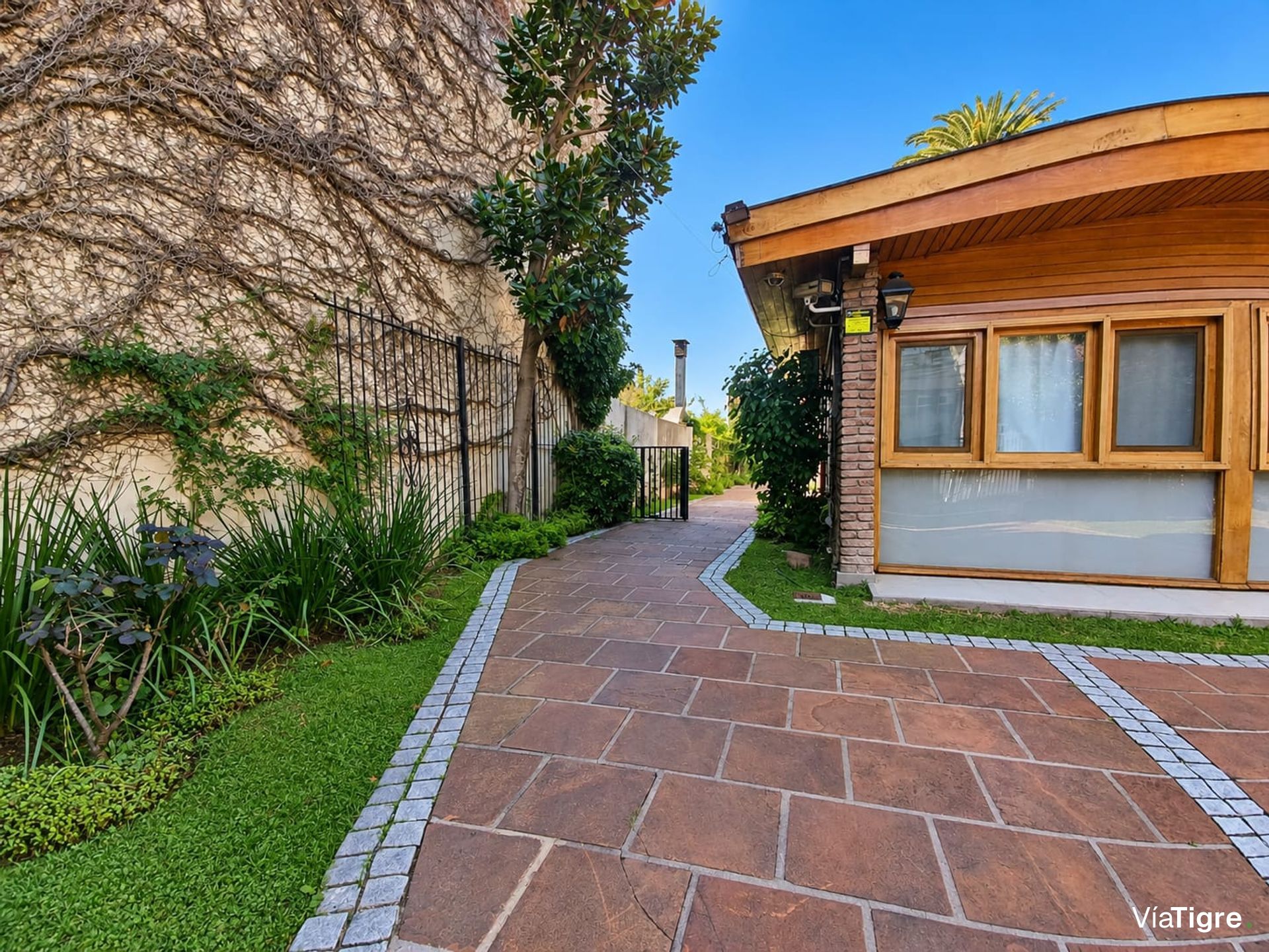 Venta Olivos Casa 6 amb Quincho Pileta cochera