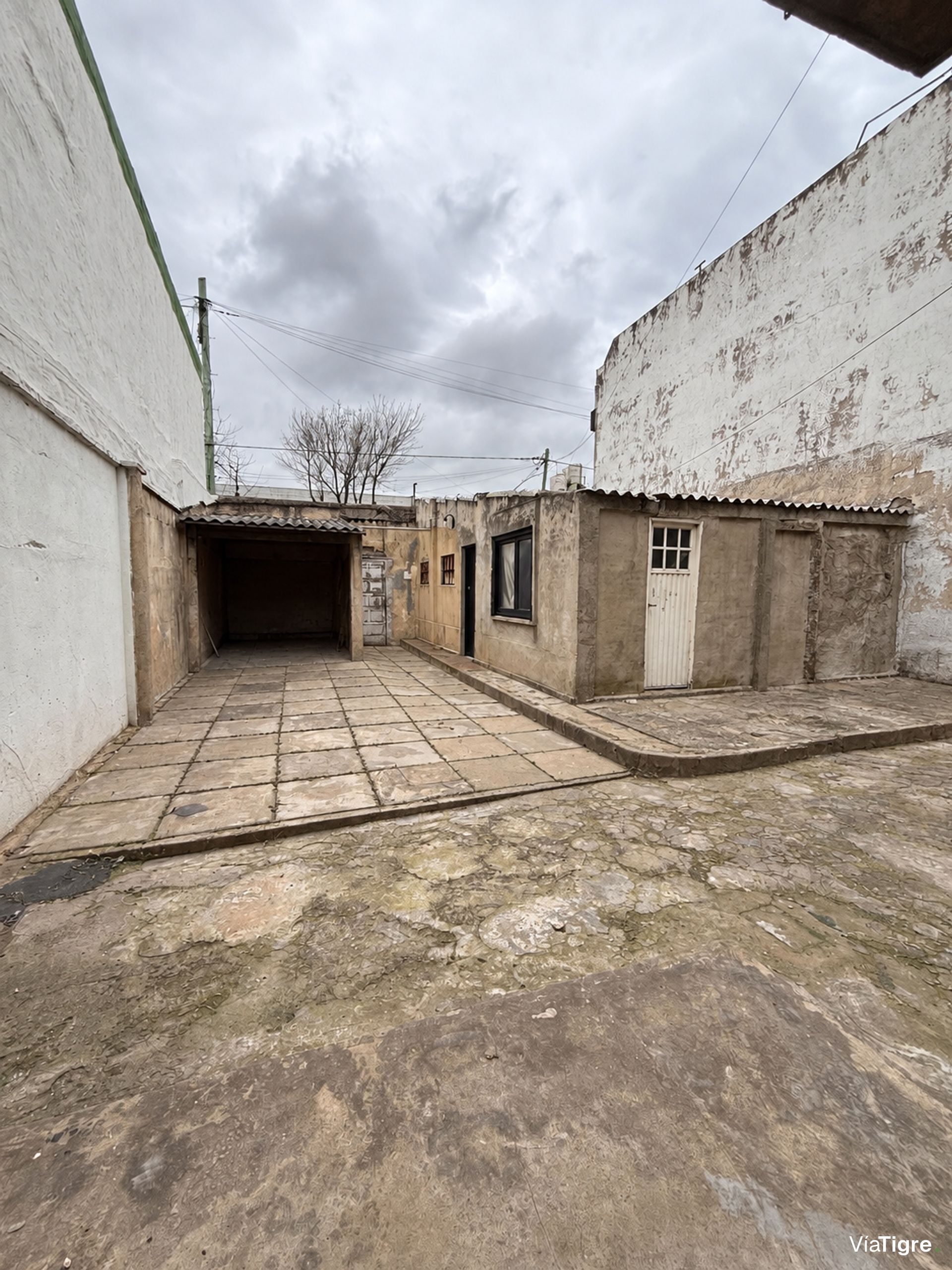 Venta casa 5 amb a reciclar en Villa Martelli