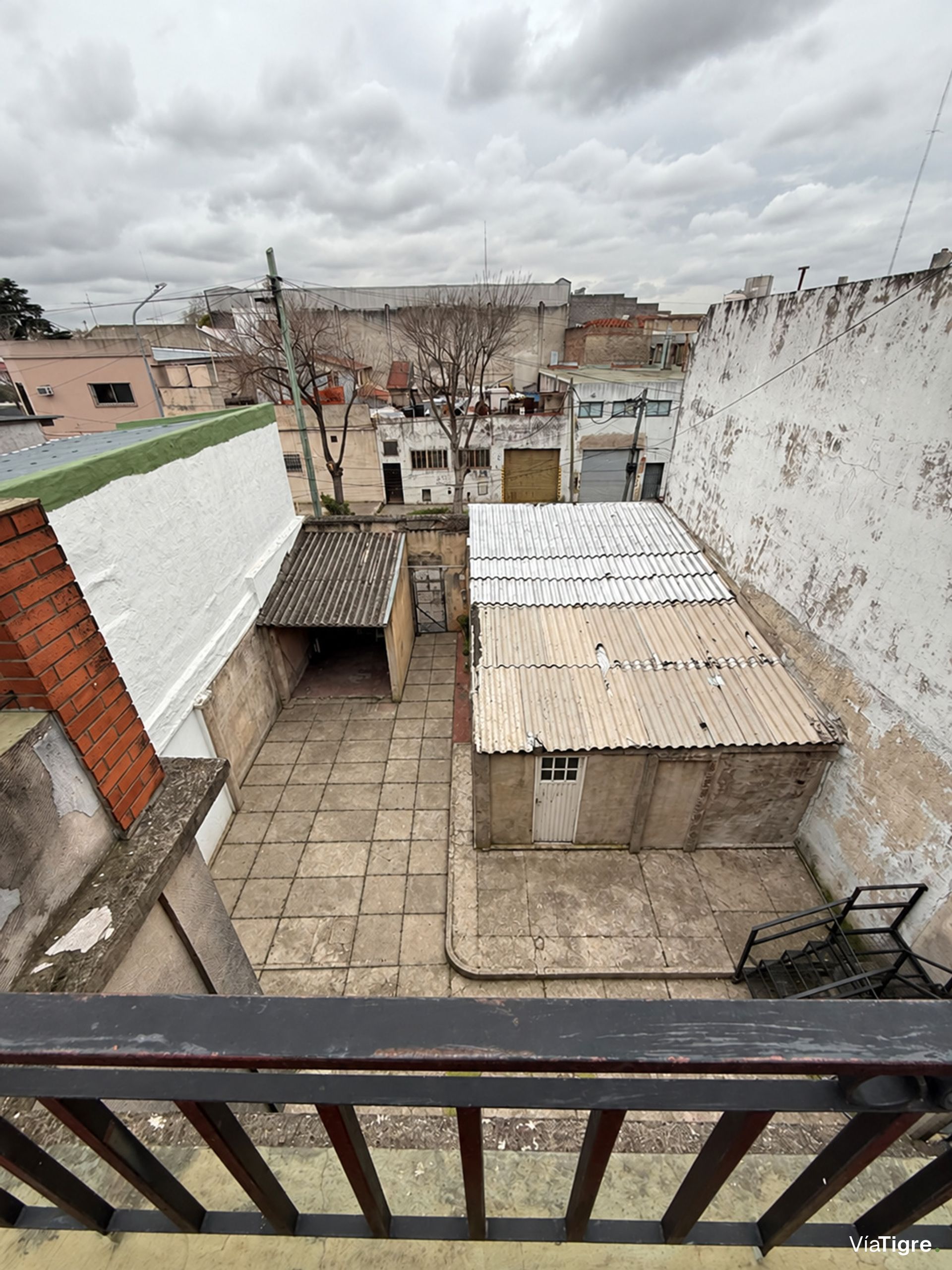 Venta casa 5 amb a reciclar en Villa Martelli