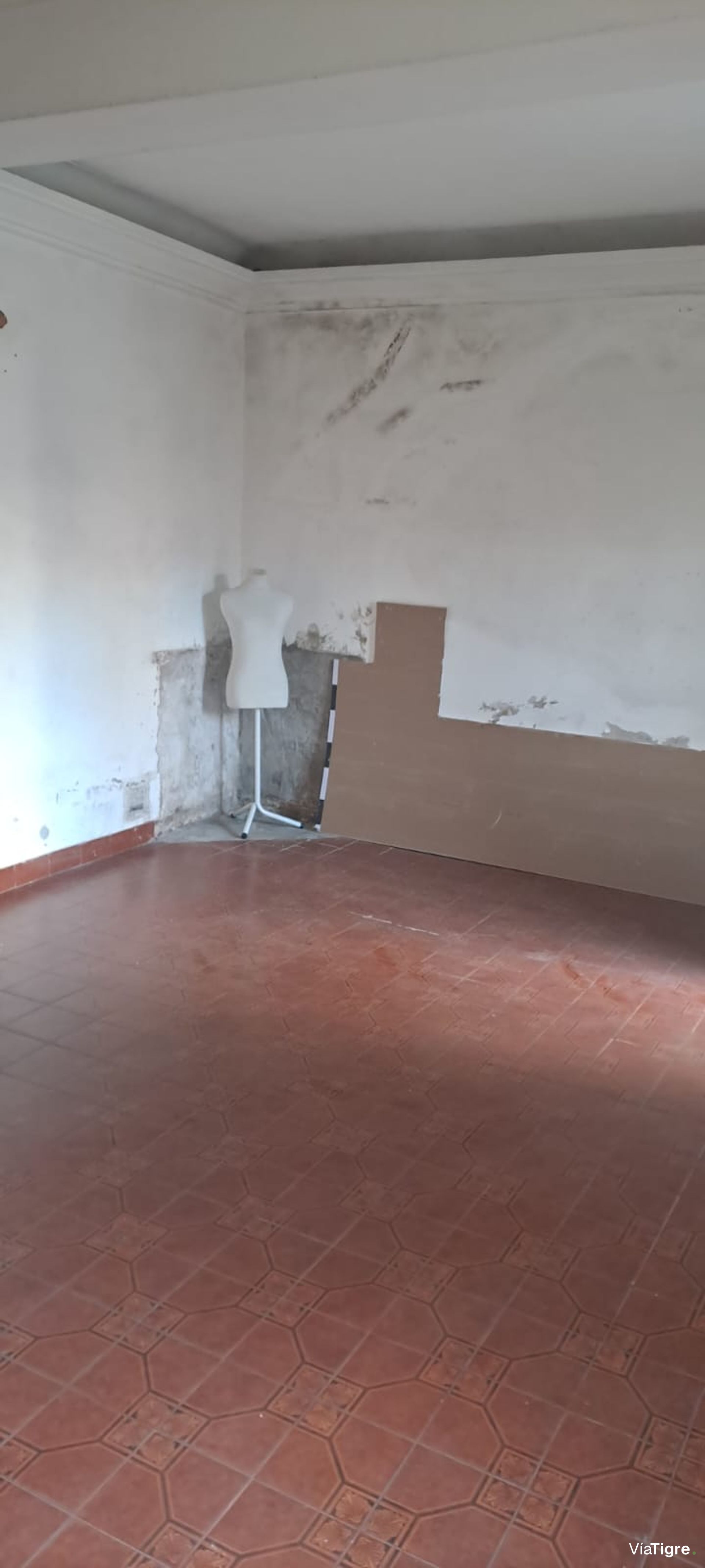 Venta casa 5 amb a reciclar en Villa Martelli