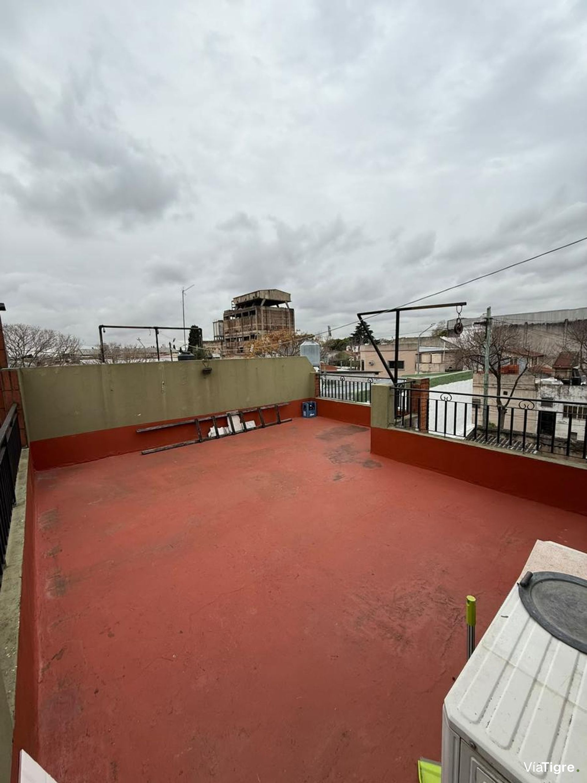 Venta casa 5 amb a reciclar en Villa Martelli