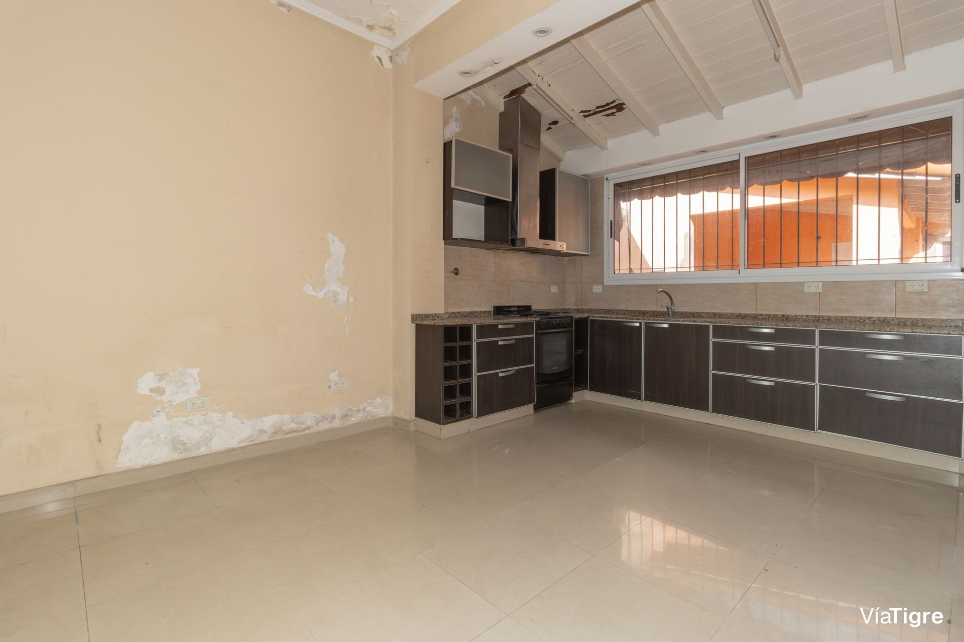 Casa En Venta Carapachay Exc. Ubicacion 2/3 Amb.