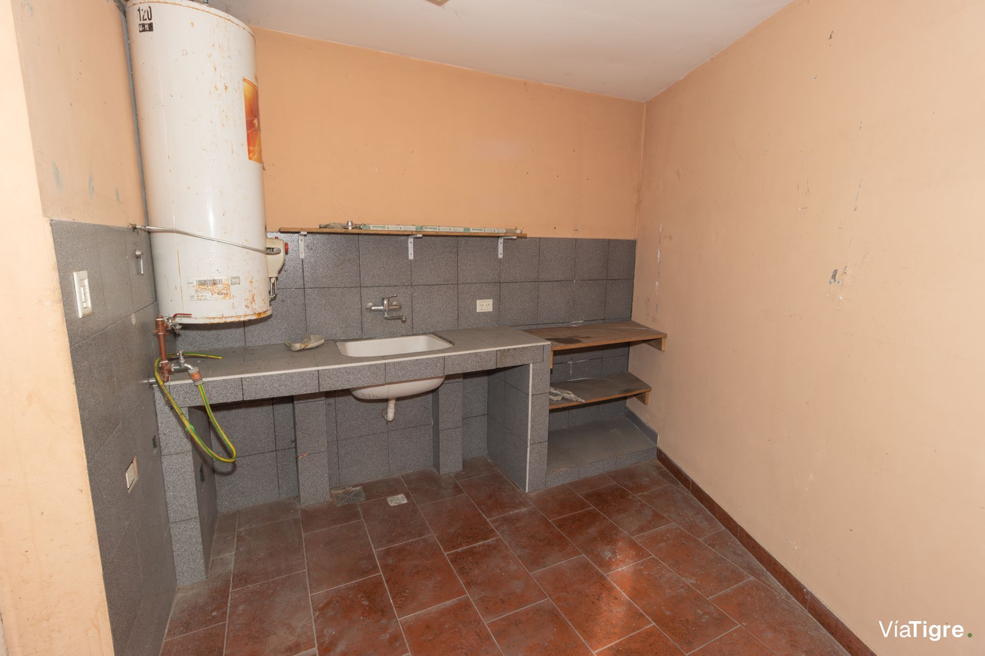 Casa En Venta Carapachay Exc. Ubicacion 2/3 Amb.