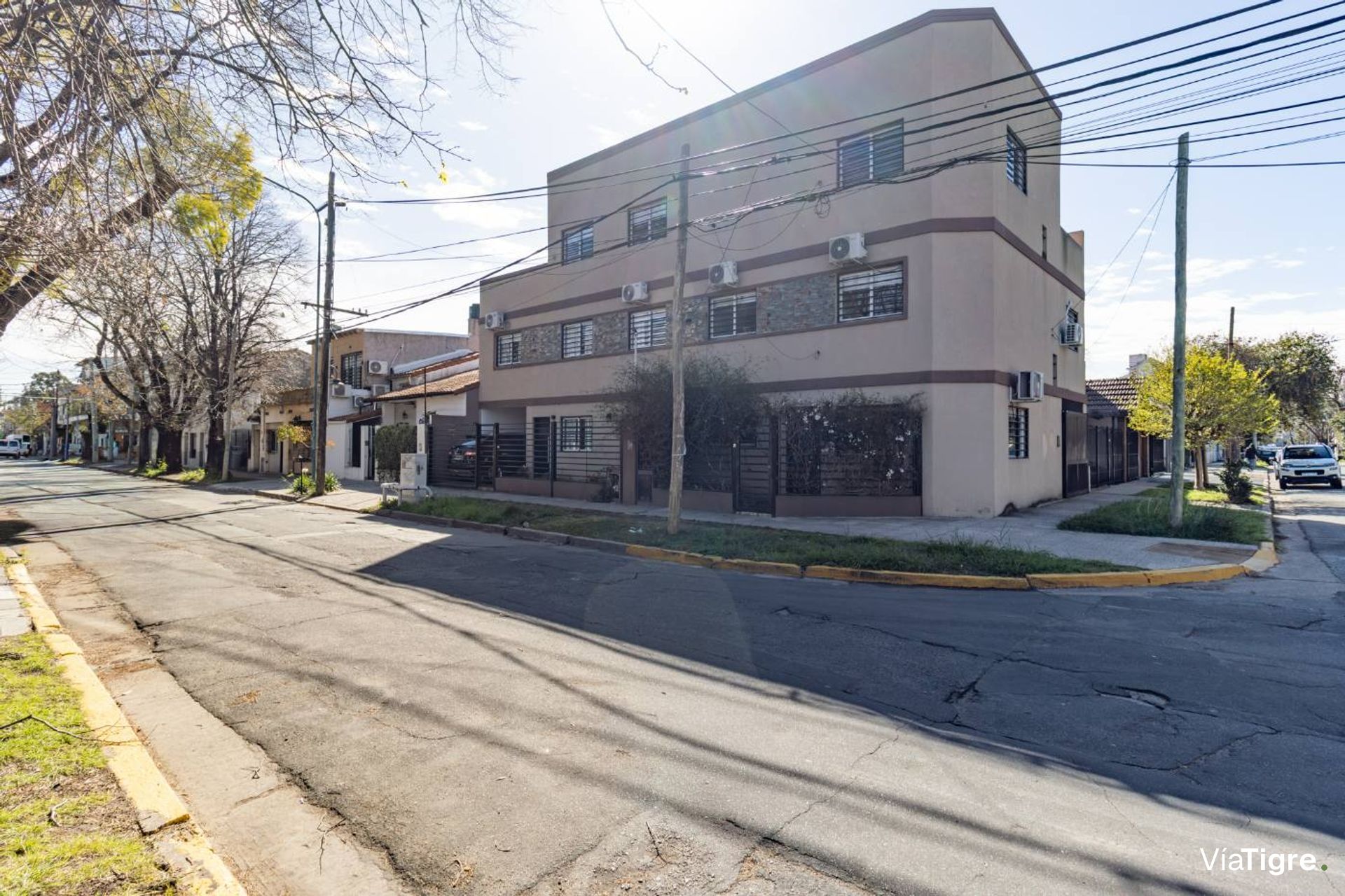 Casa En Venta Carapachay Exc. Ubicacion 2/3 Amb.