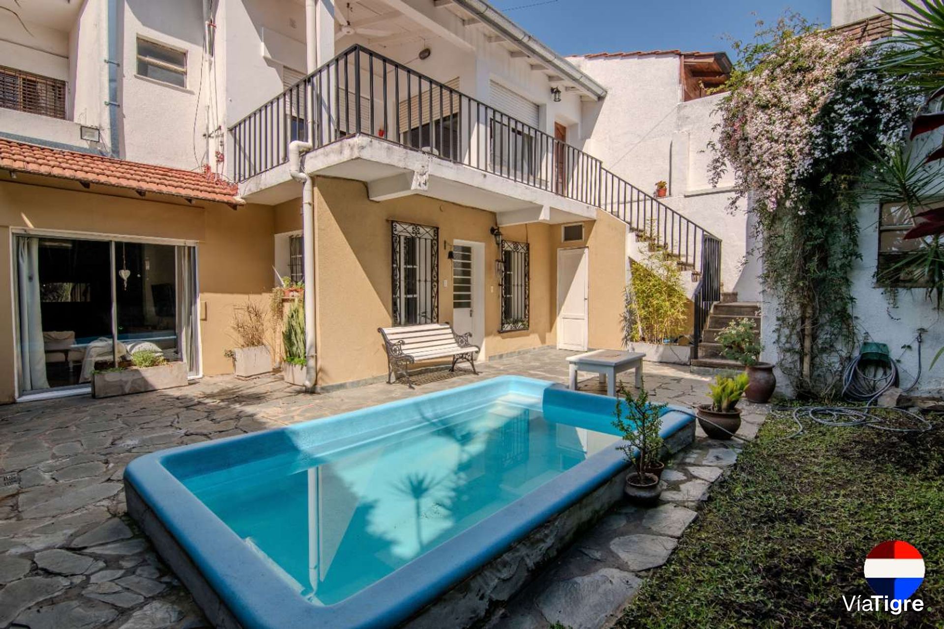 Venta Olivos 2 Casas C/ Pileta, Garaje + Local