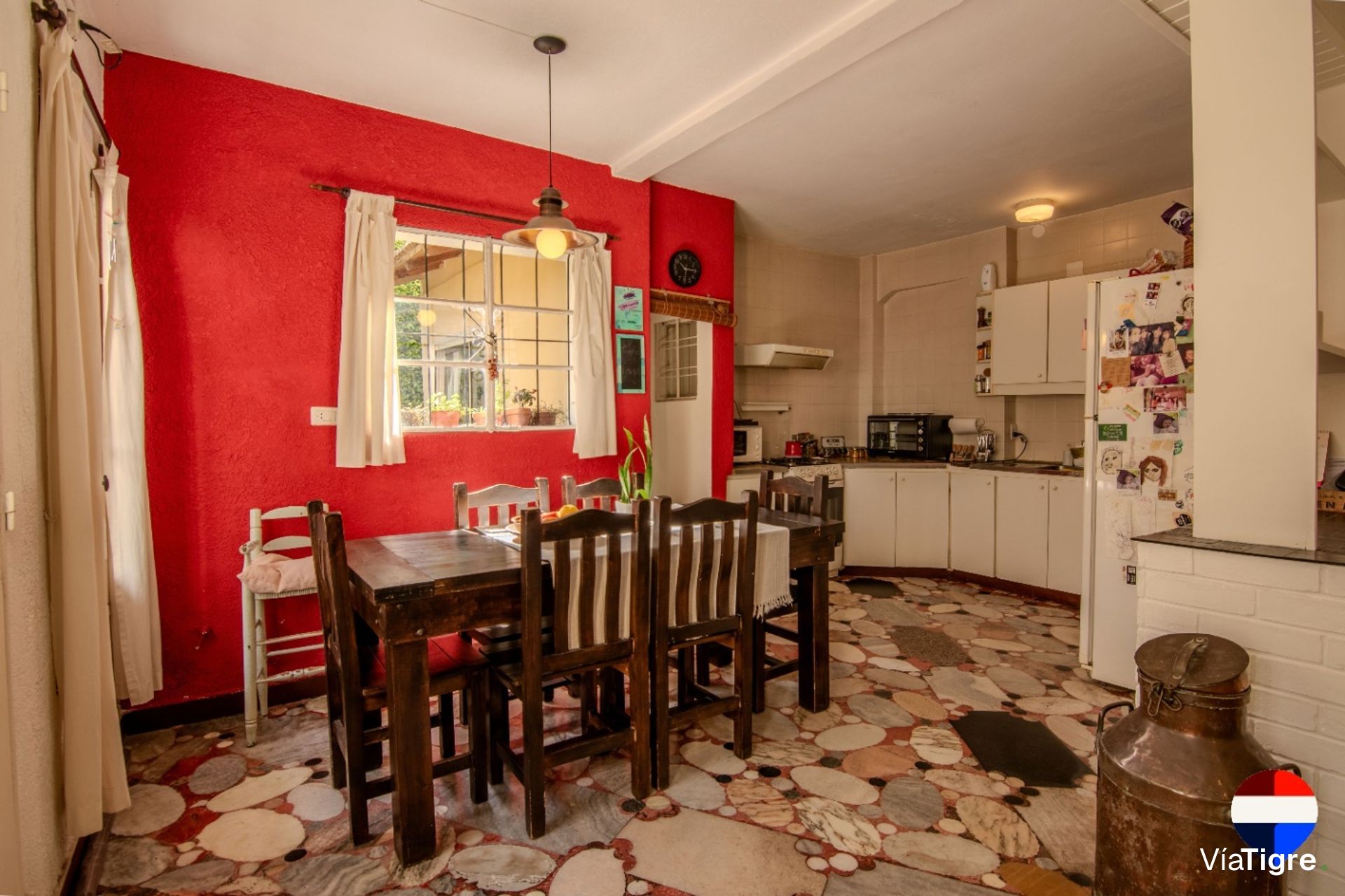 Venta Olivos 2 Casas C/ Pileta, Garaje + Local